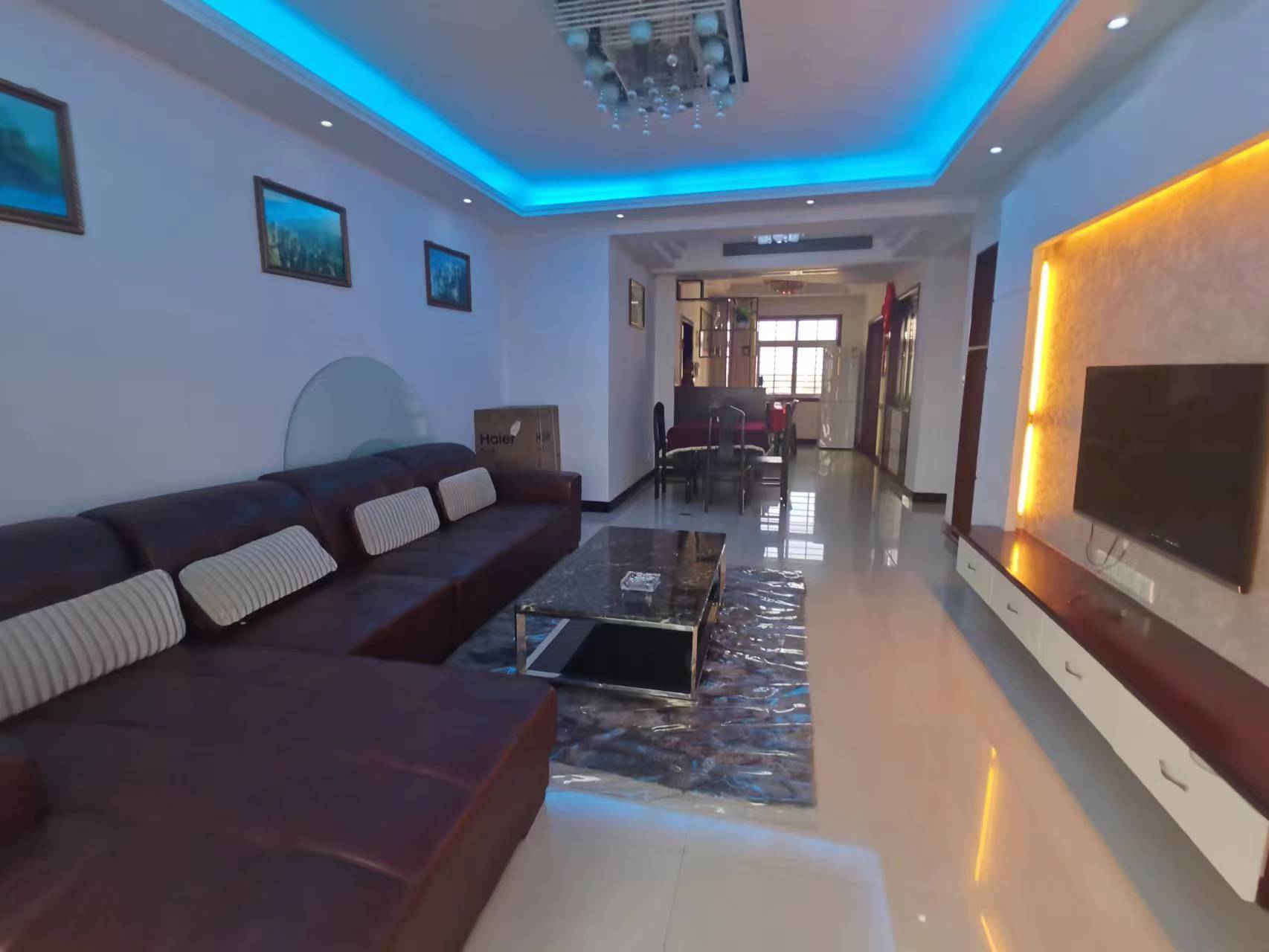 水云间精装大三房楼层好采光好安静