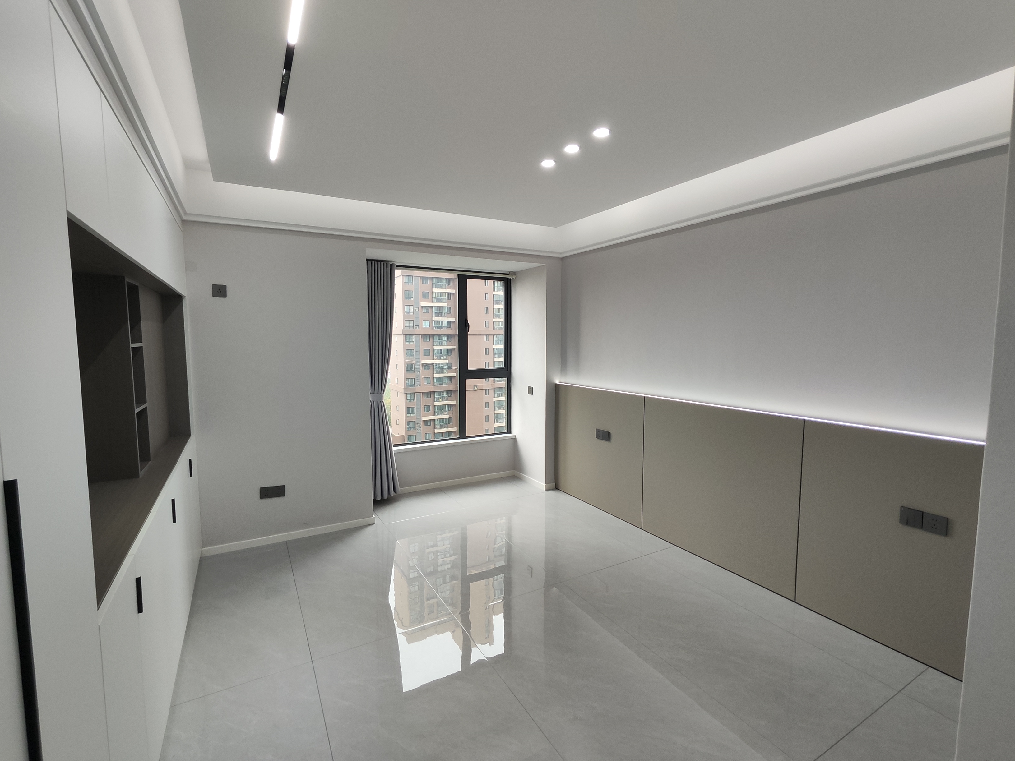 漫城林语新装大四房这楼层这采光冒得话说哒婚房手轩