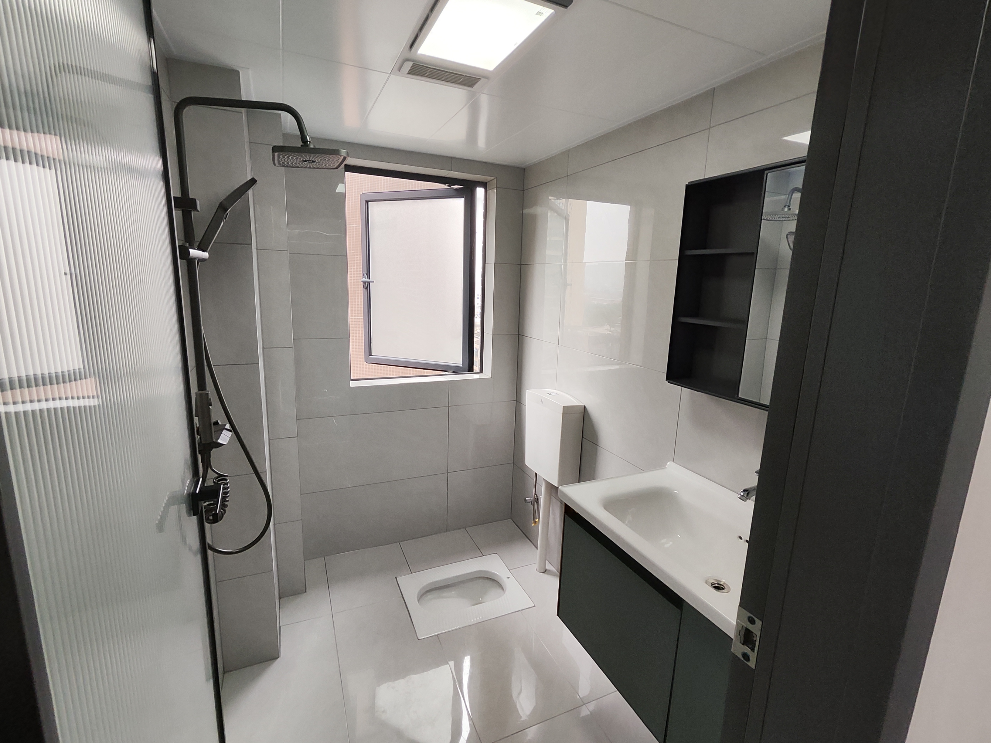 漫城林语新装大四房这楼层这采光冒得话说哒婚房手轩