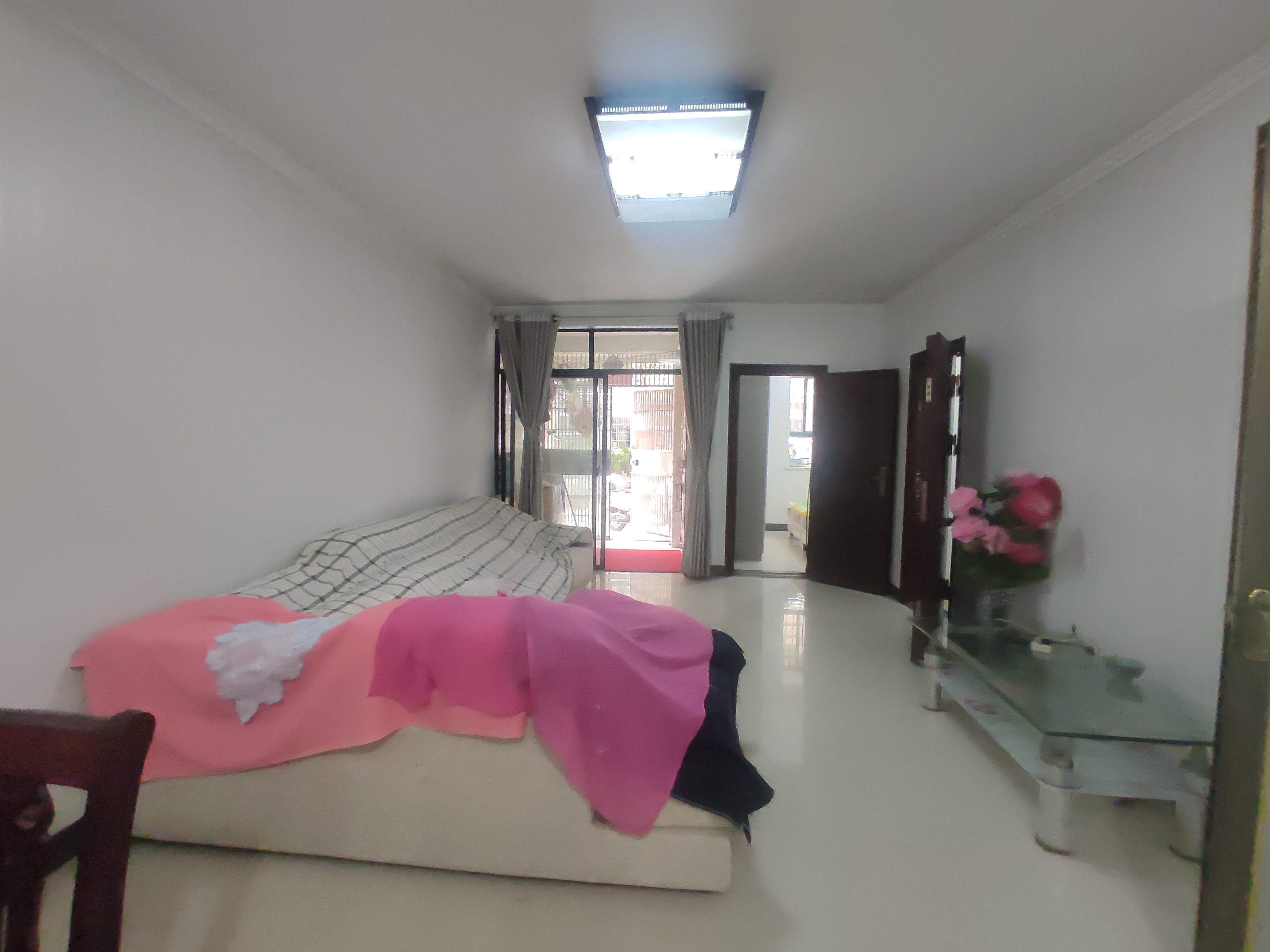 东城花园.四中旁精装三房.看房方便