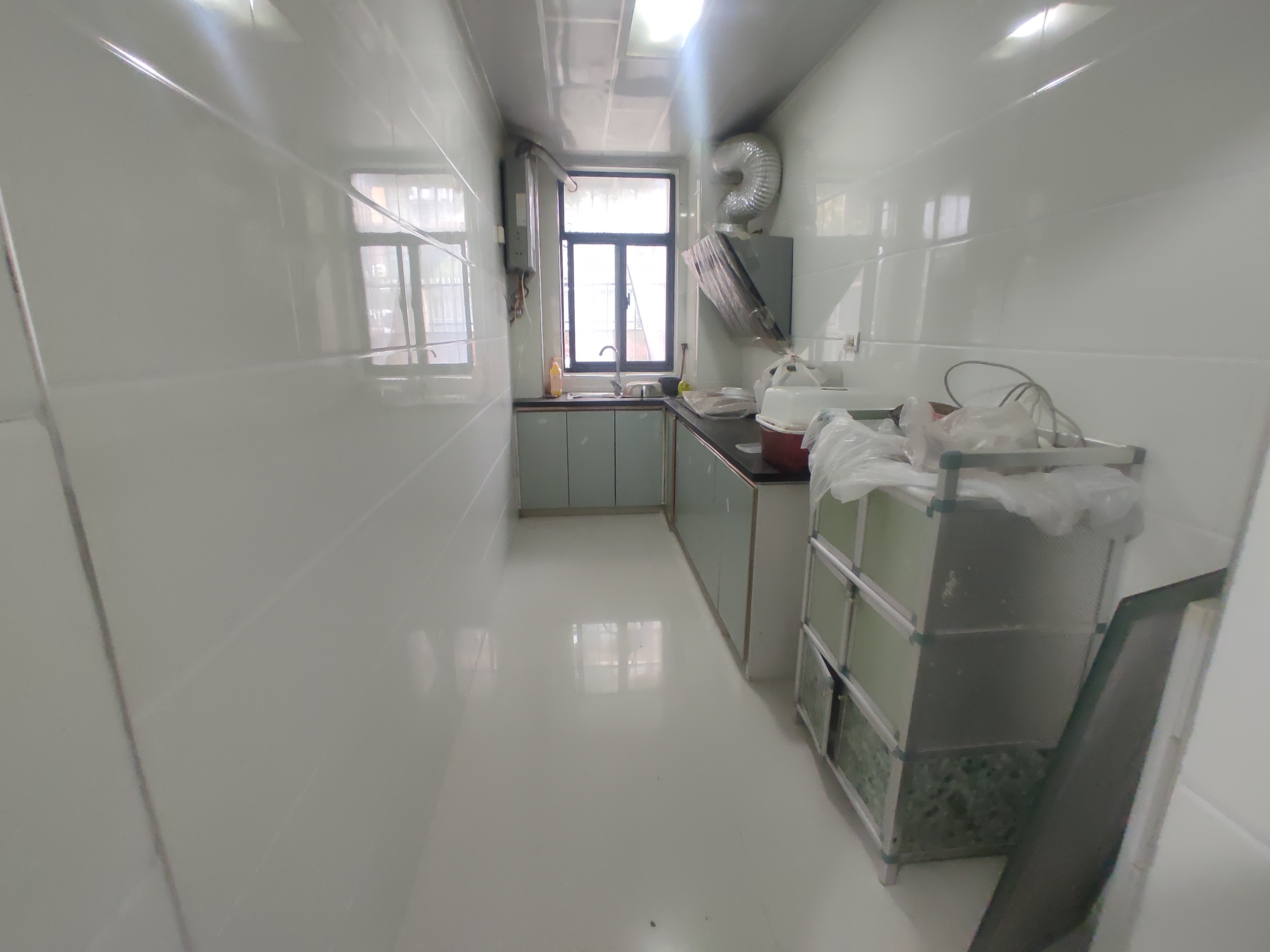 东城花园.四中旁精装三房.看房方便