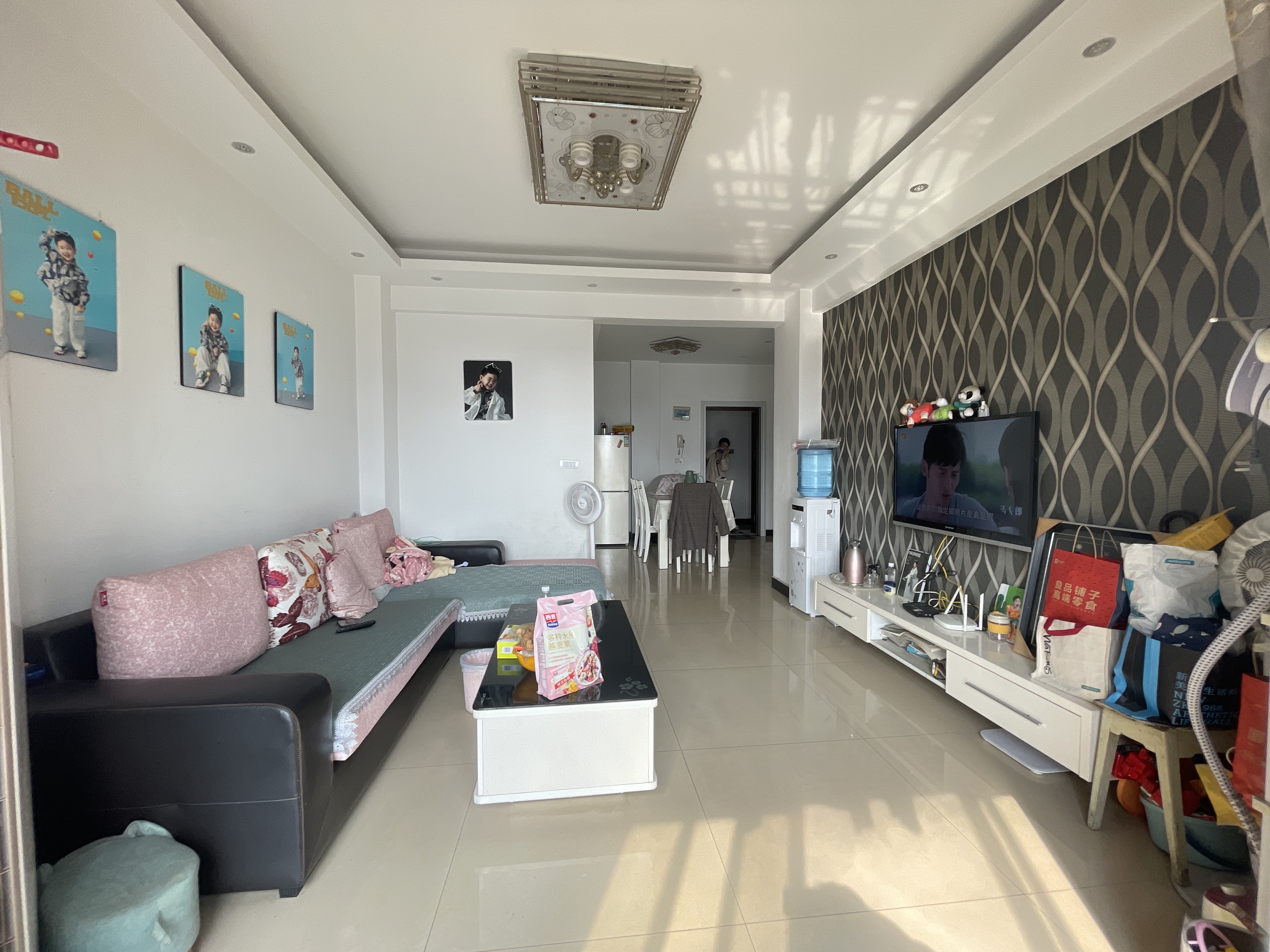 凤凰城圆电梯小高层户型方正朝南有大阳台公摊低没遮挡