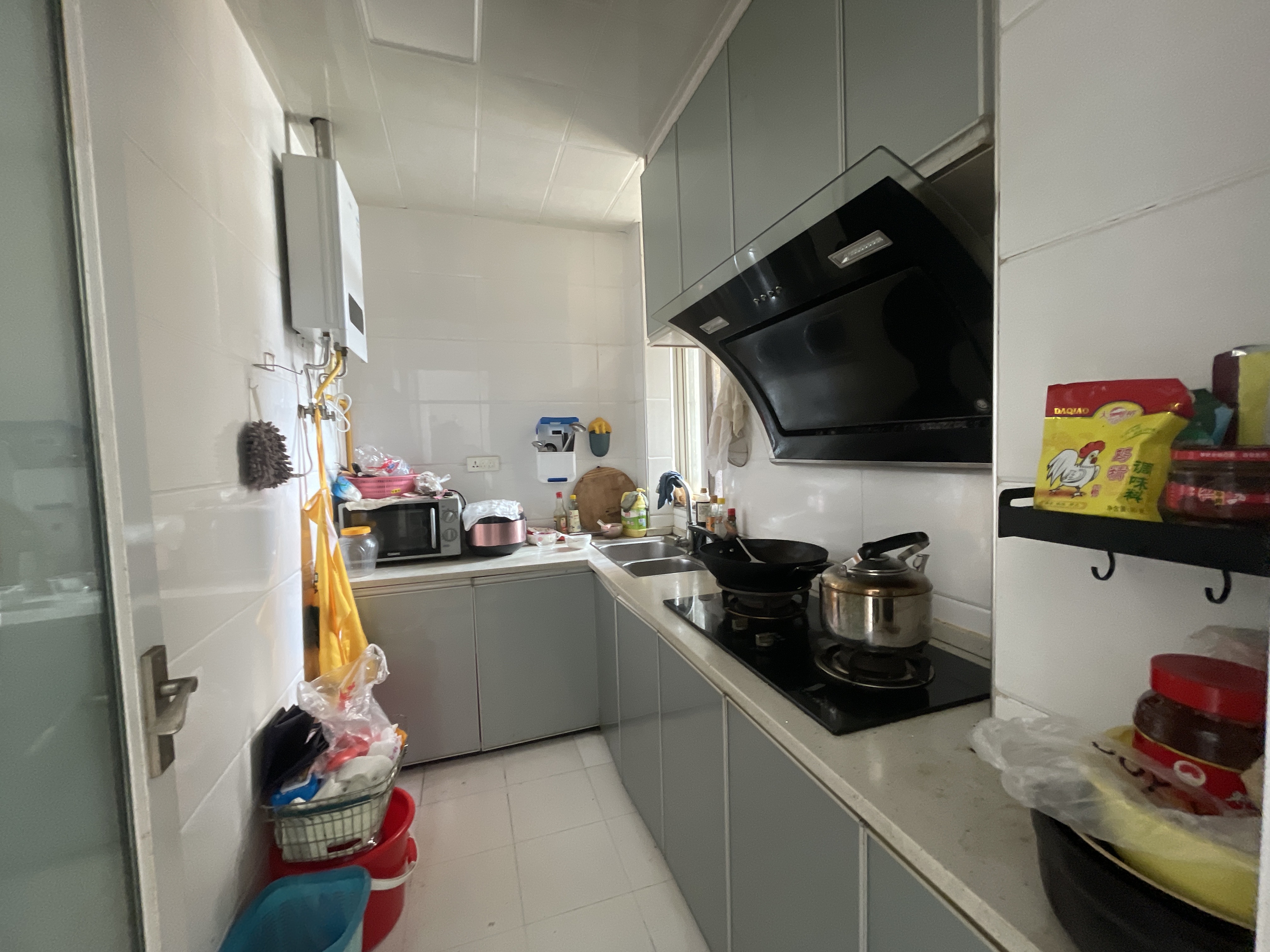 凤凰城圆电梯小高层户型方正朝南有大阳台公摊低没遮挡