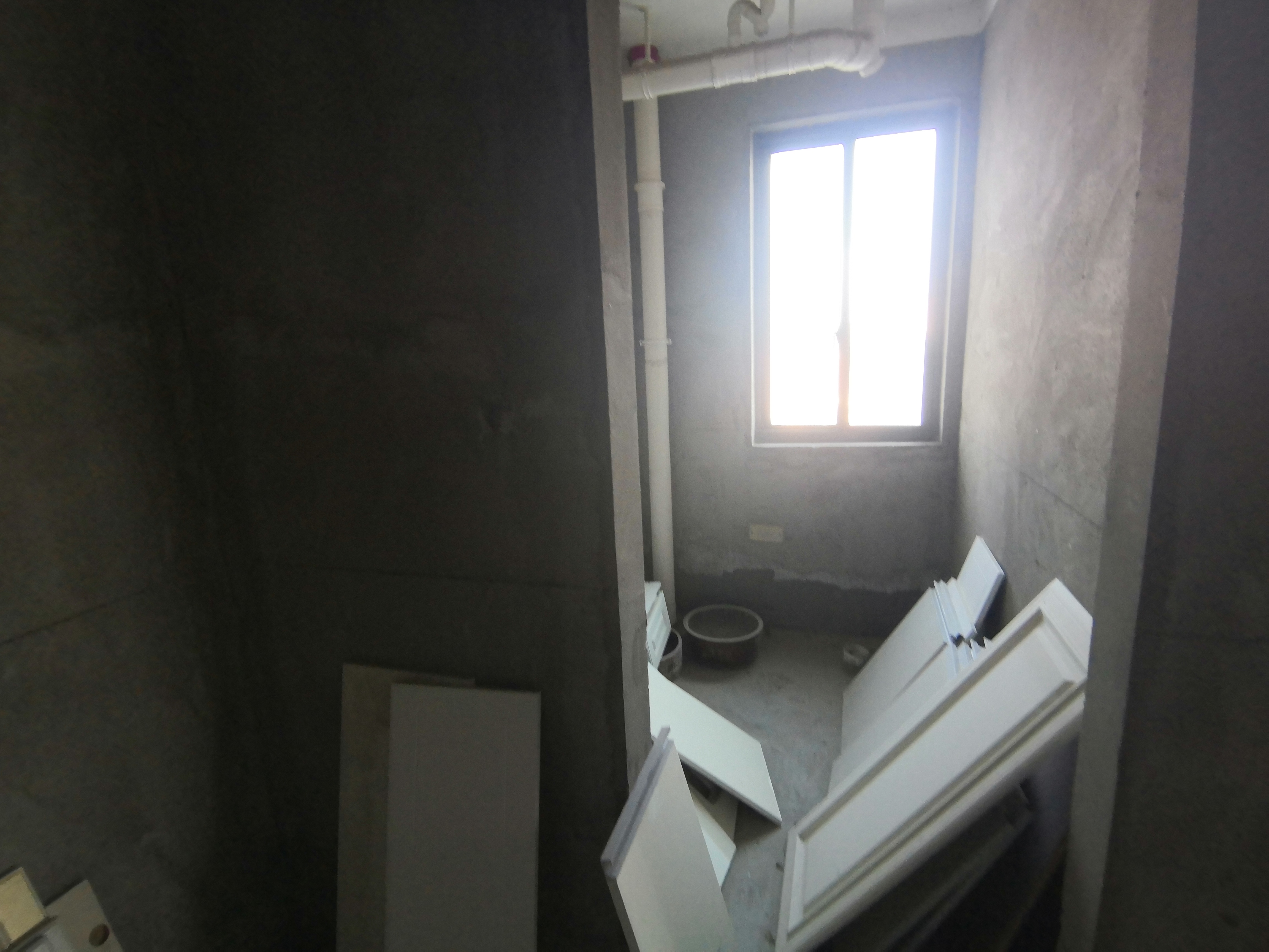 上林仙苑边户大三房看房方便门口偌大的地方，白送