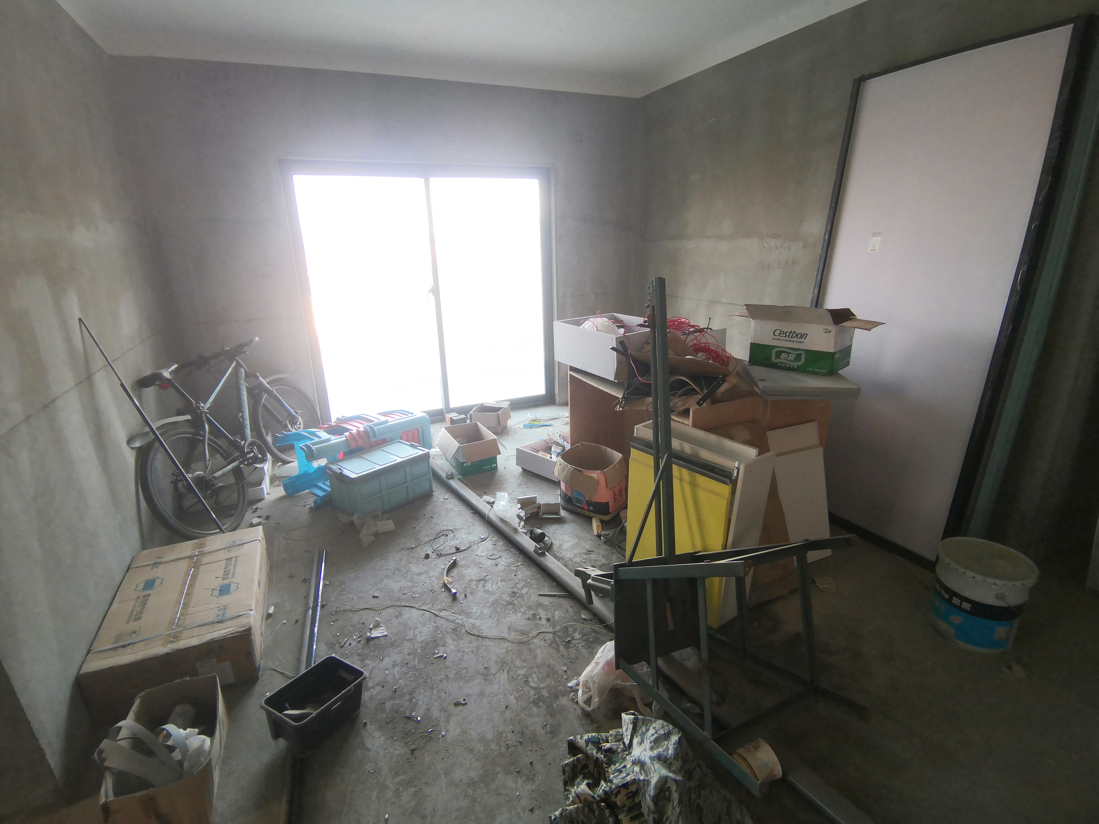 上林仙苑边户大三房看房方便门口偌大的地方，白送