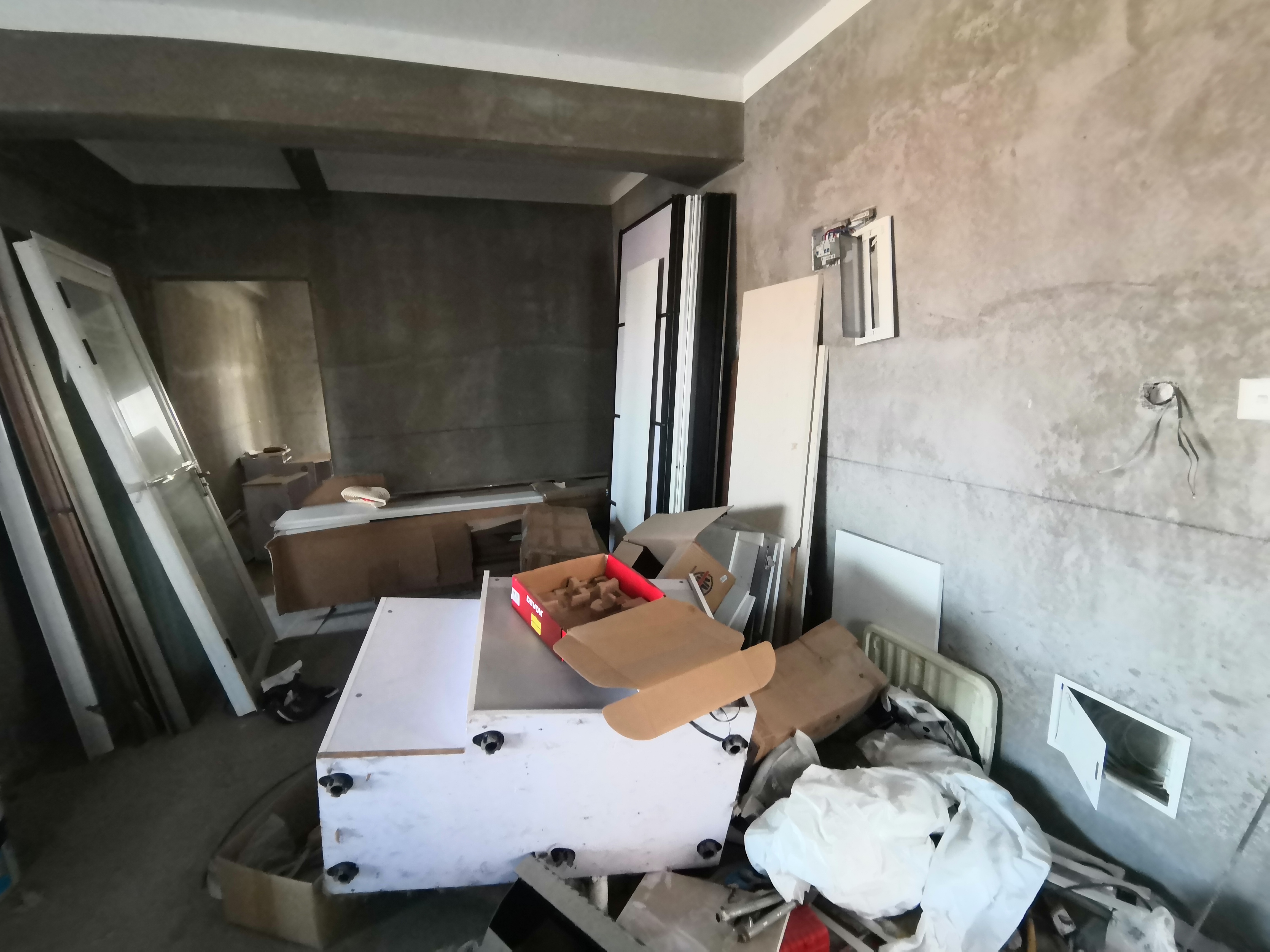 上林仙苑边户大三房看房方便门口偌大的地方，白送