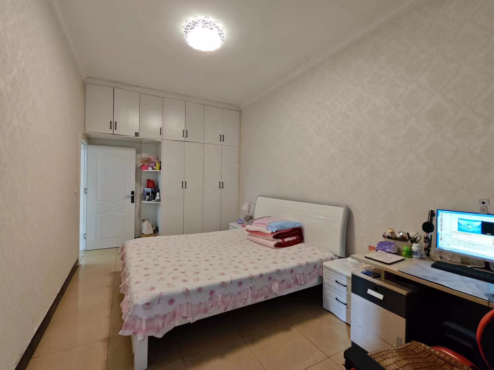 交通路检查院宿舍步梯二楼精装三房拎包入住