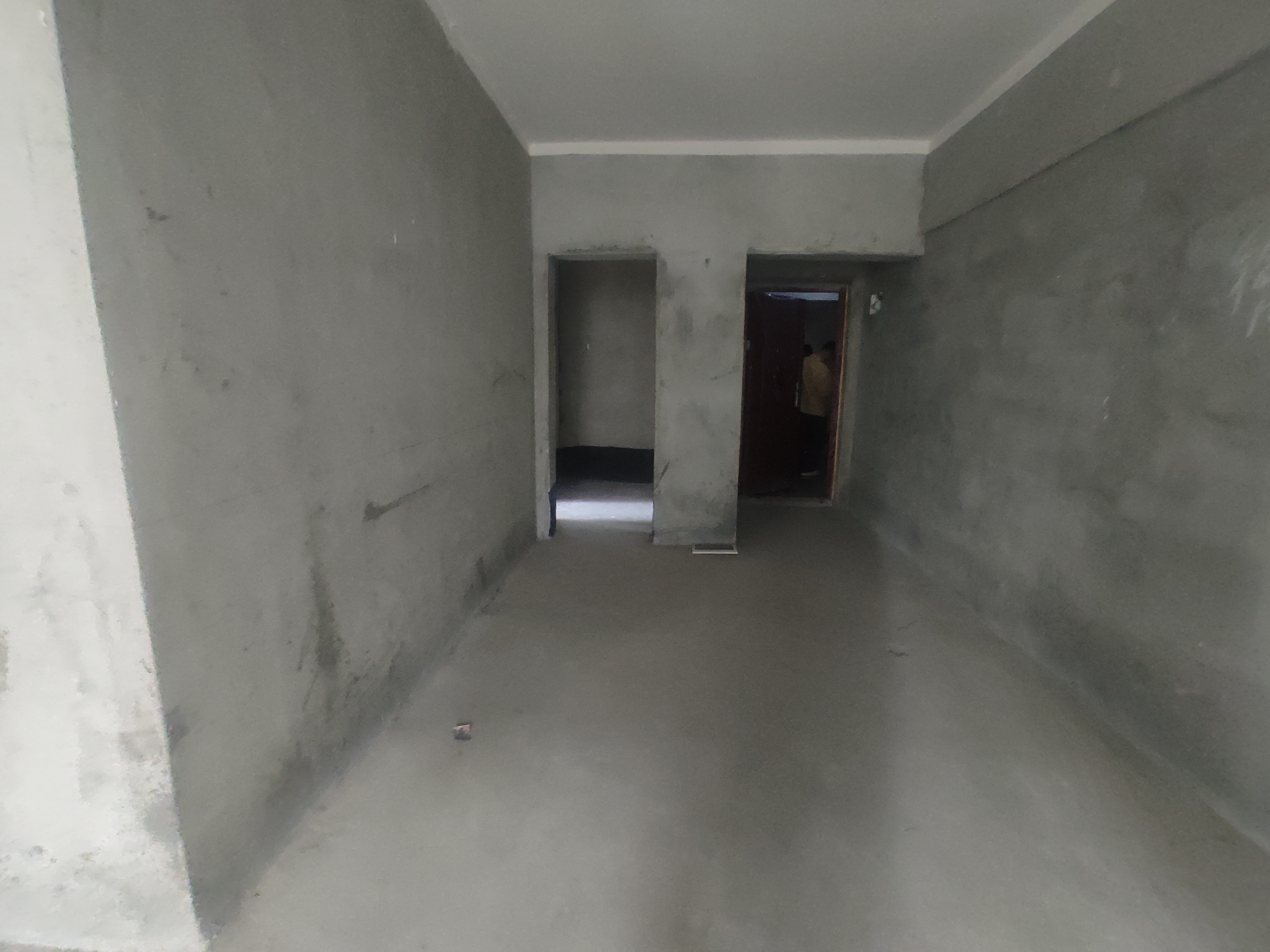 森林国际.毛坯三房.中间楼层.电梯湖景房.看房有钥匙