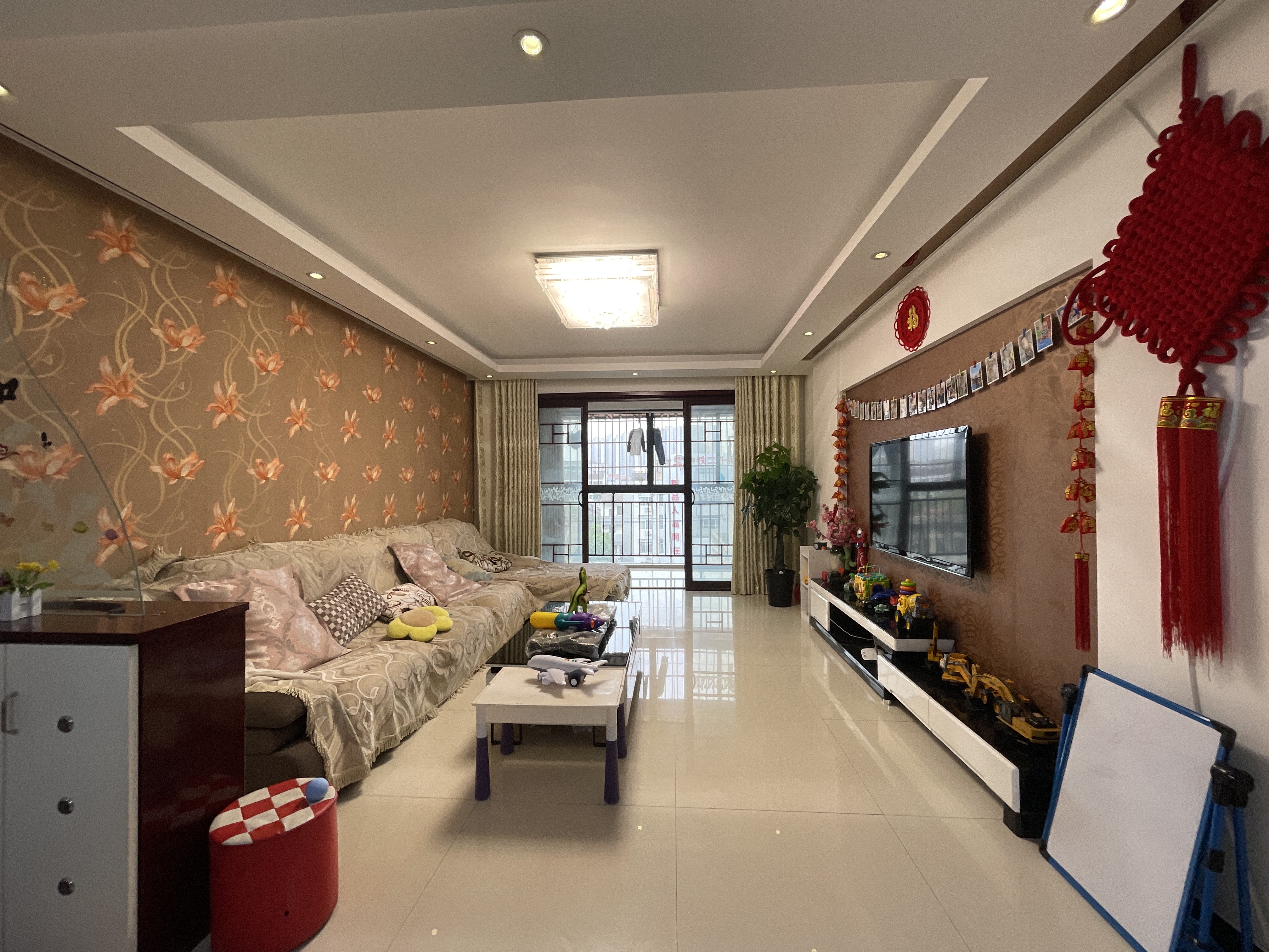 凤凰城圆大两房采光真是好哪个功能间的空间都大