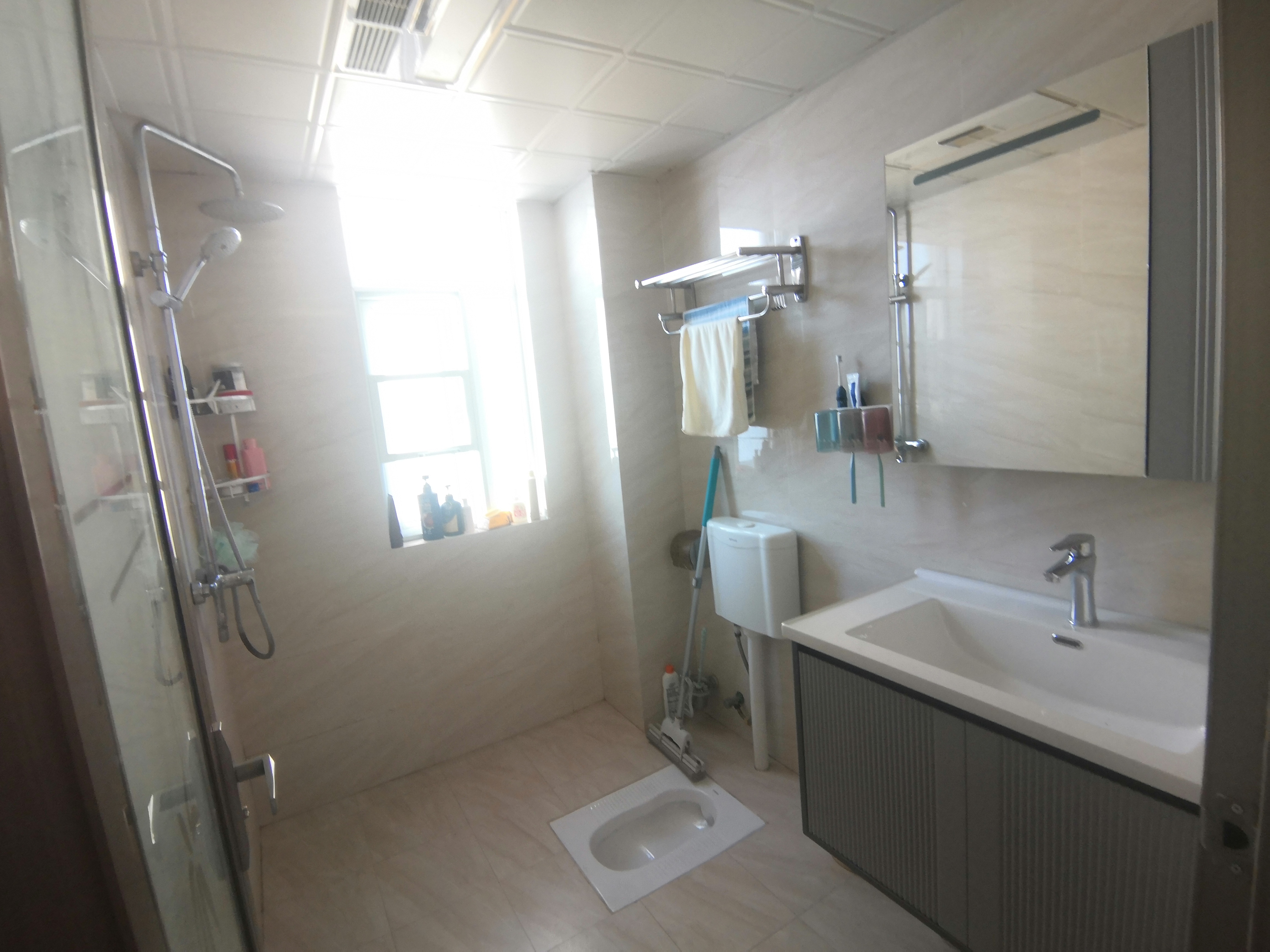 上苑一品精装小三房就在新咦仲对面看房有钥匙