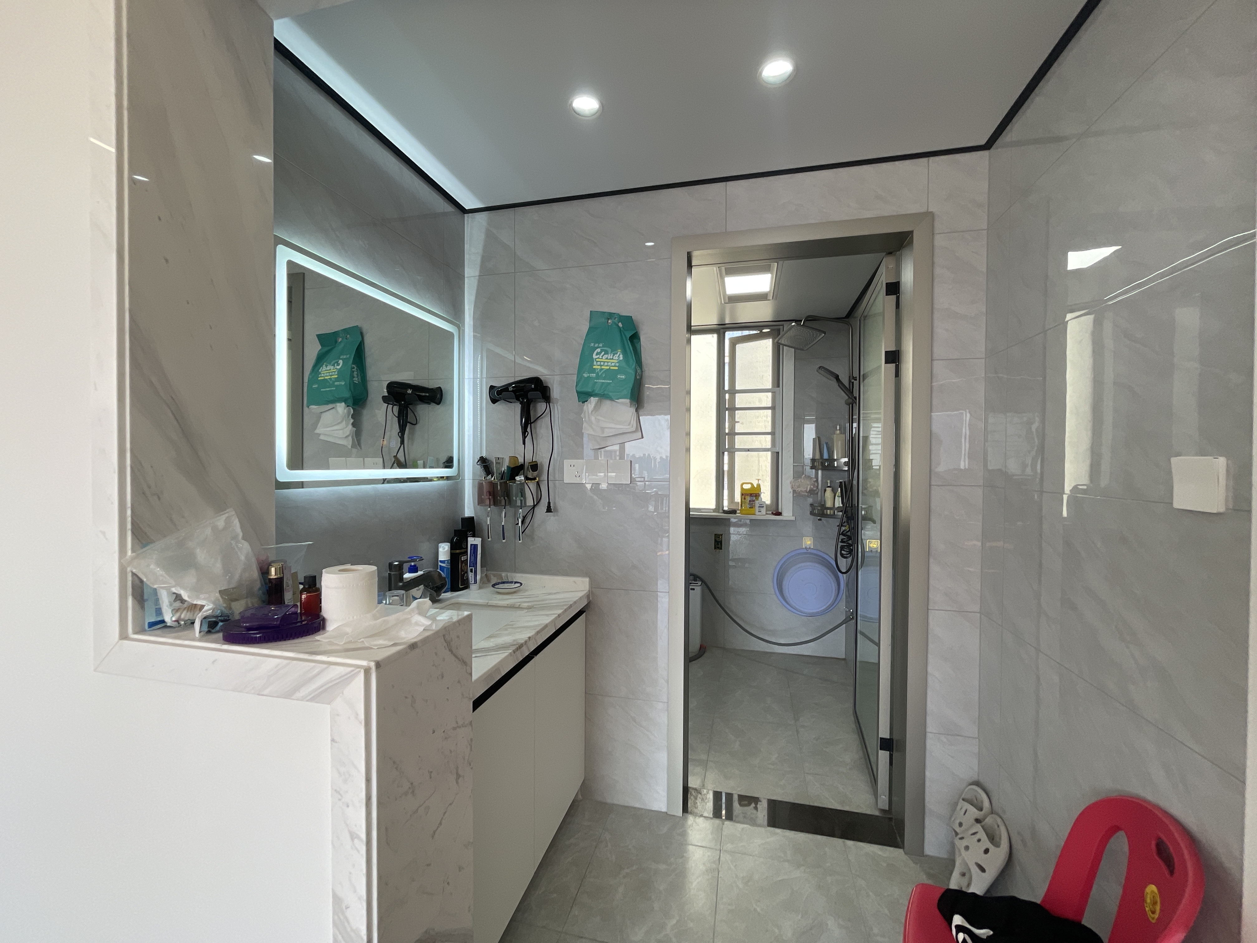 新城名都南城新区新装修大厅像篮球场