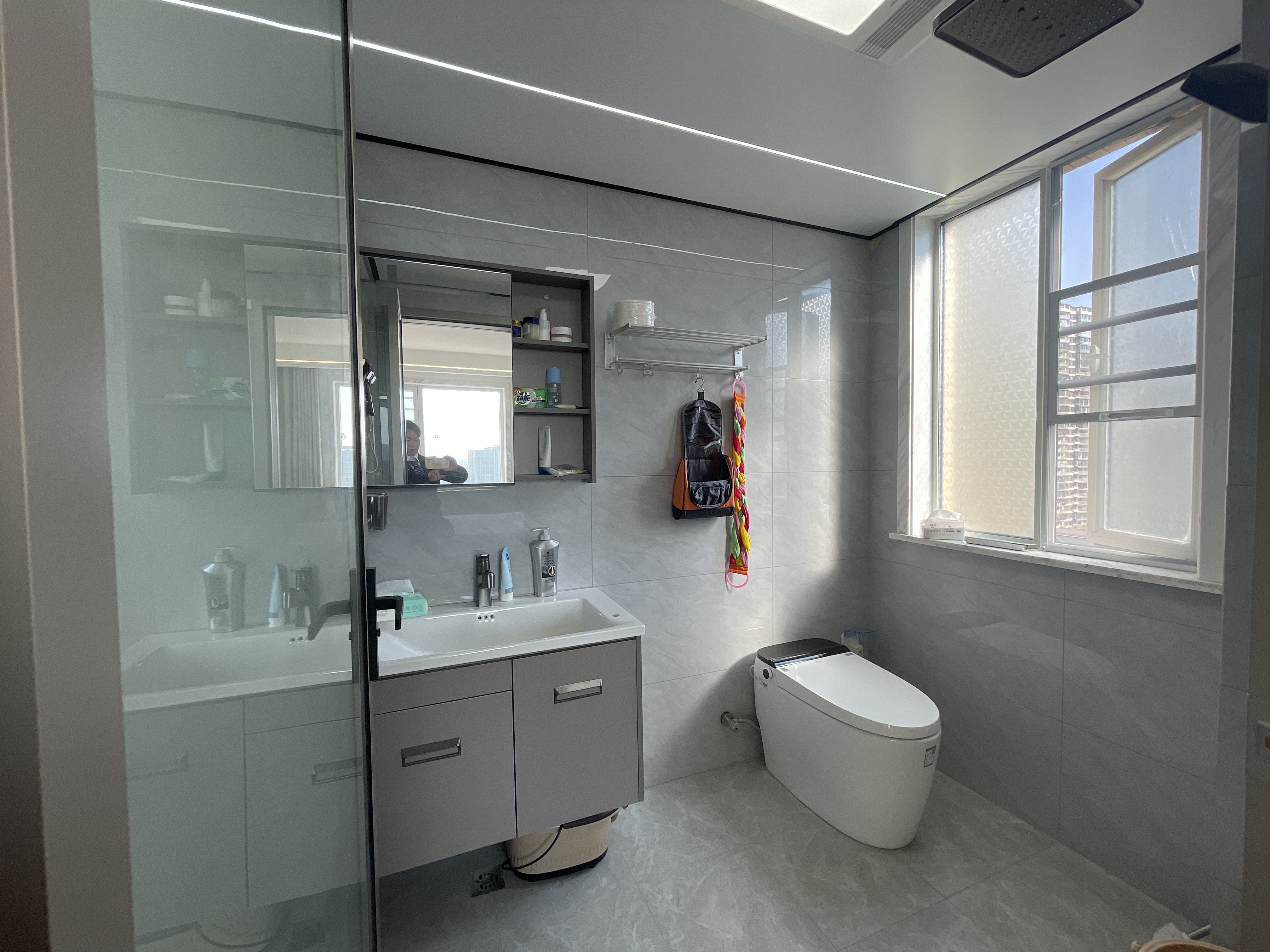 新城名都南城新区新装修大厅像篮球场