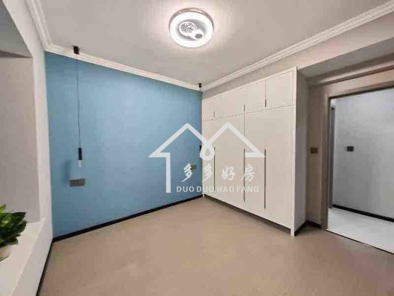 翡冷翠高楼层全新装修证满二