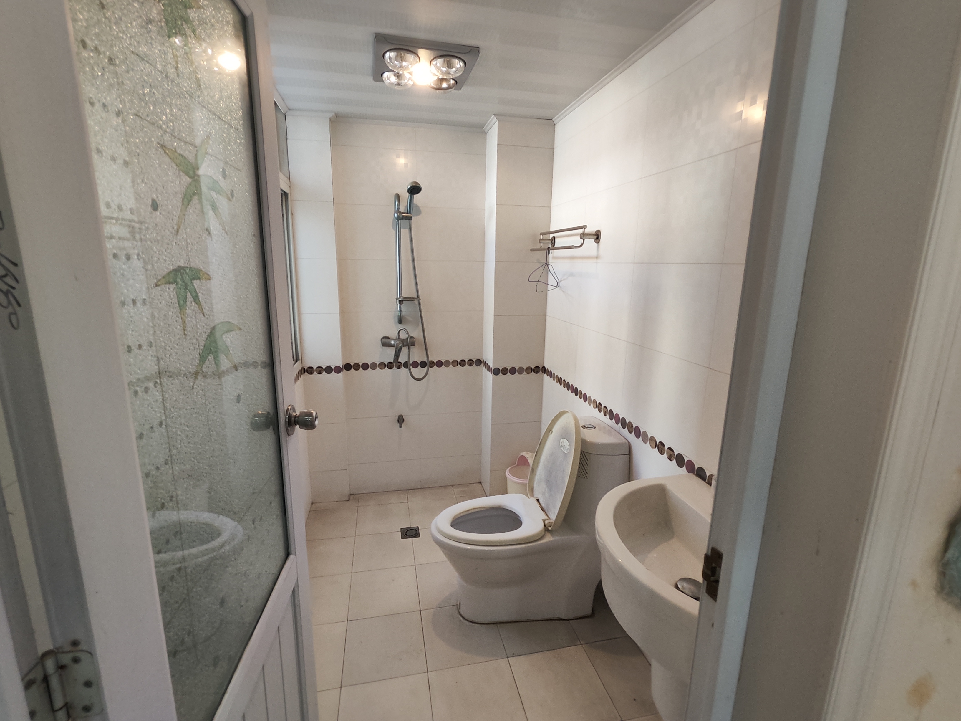 金园凤凰精装三房采光好小雪就在旁边