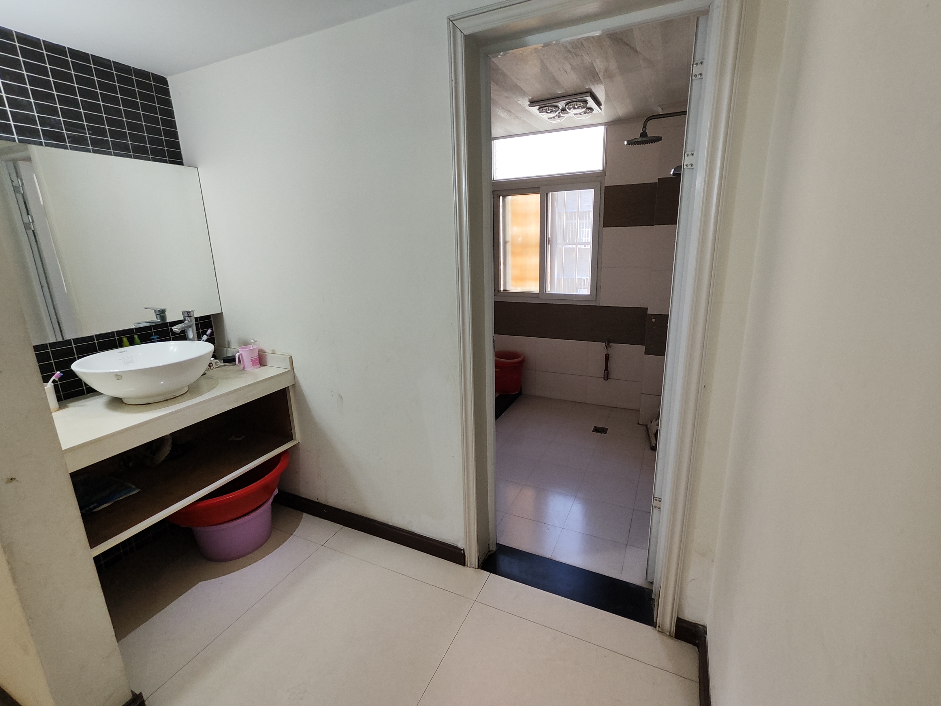 金园凤凰精装三房采光好小雪就在旁边