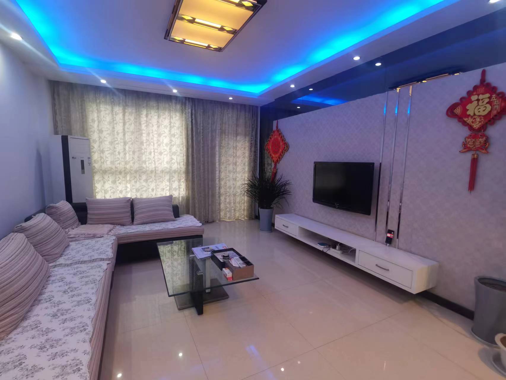 香岸华府 精装大三房 采光好 保养好