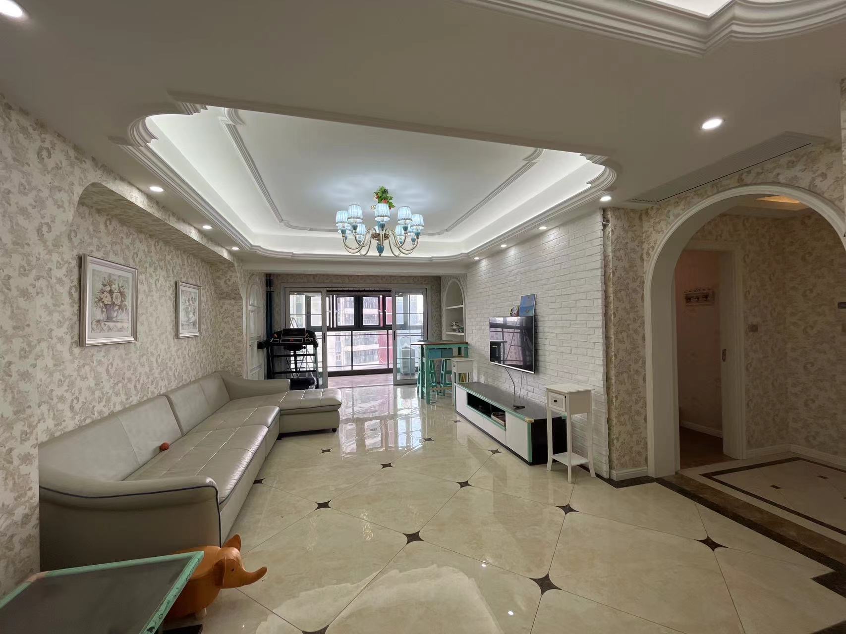 福星城 中间楼层 带地暖 中央空调 带车位 看房方便