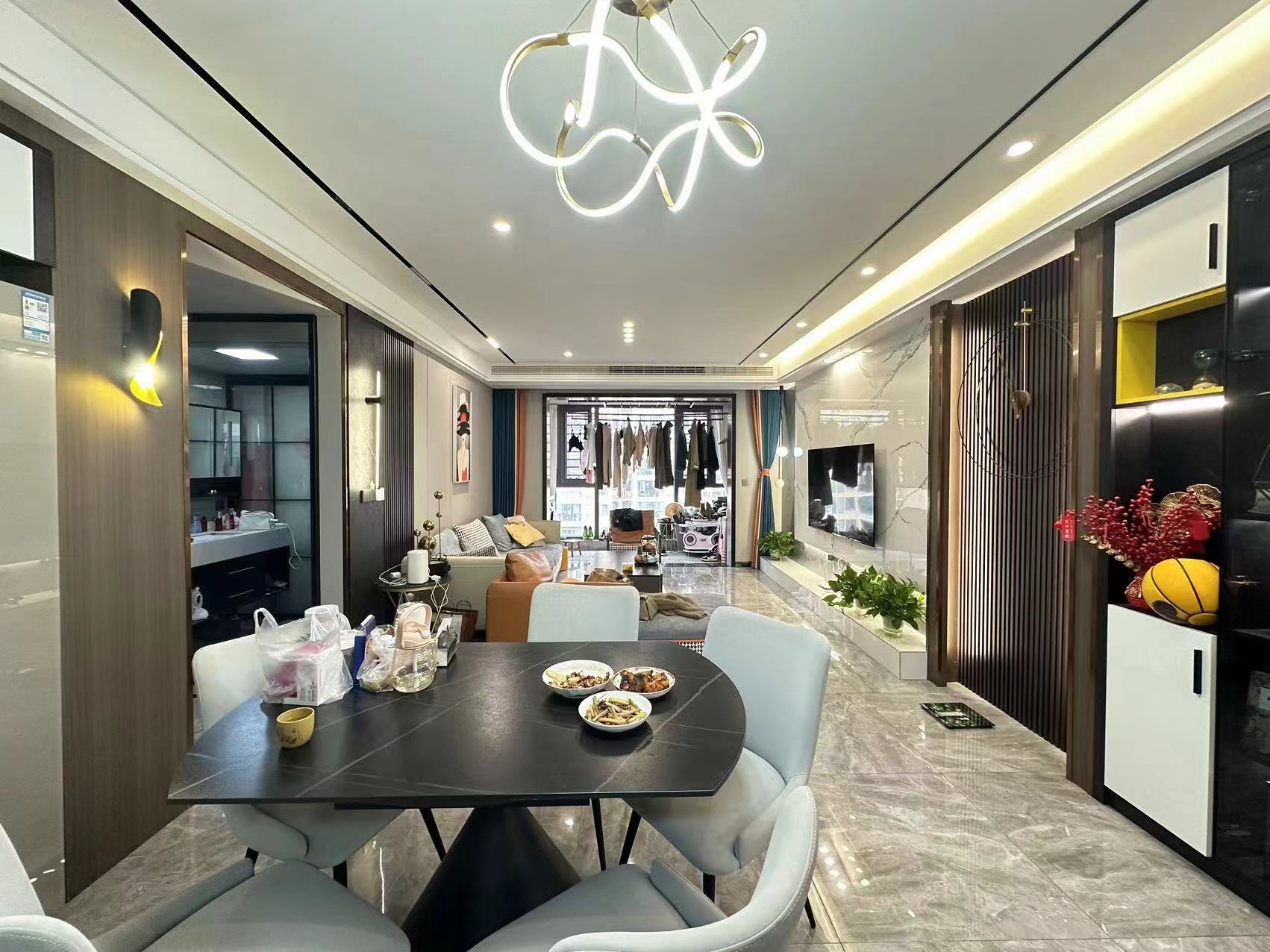 新城一号四期装修新中间楼层看房约