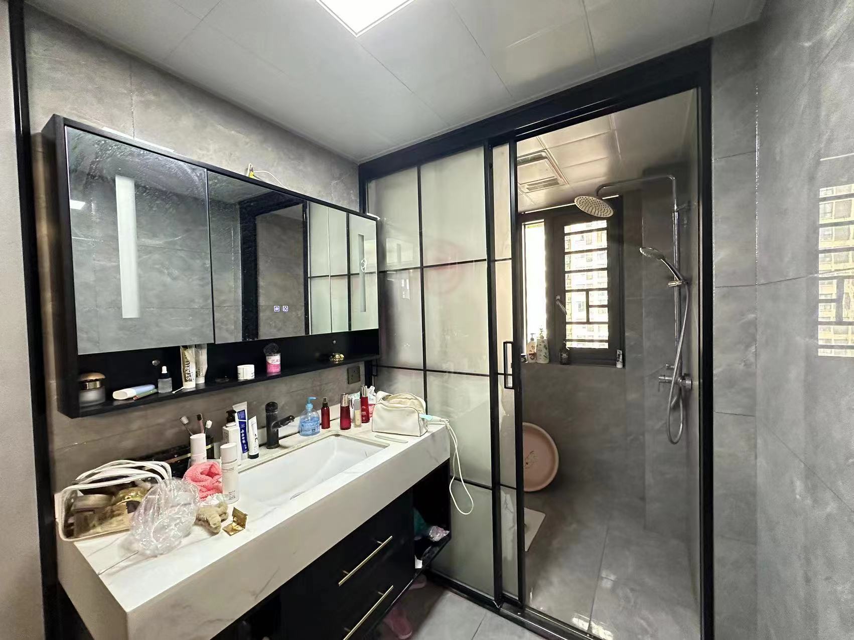 新城一号四期装修新中间楼层看房约