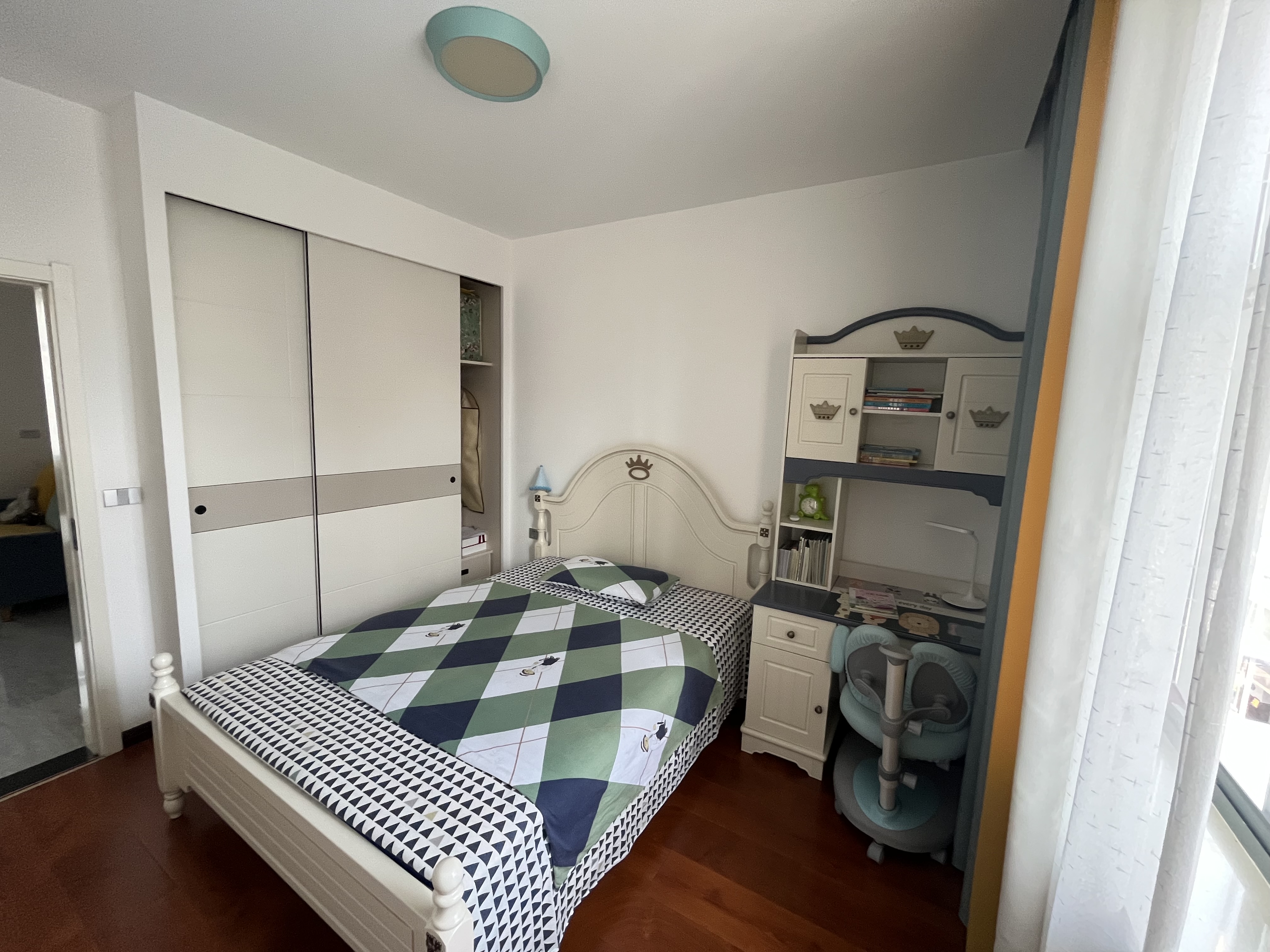 商城后面大新路惠联广场装修新看房方便