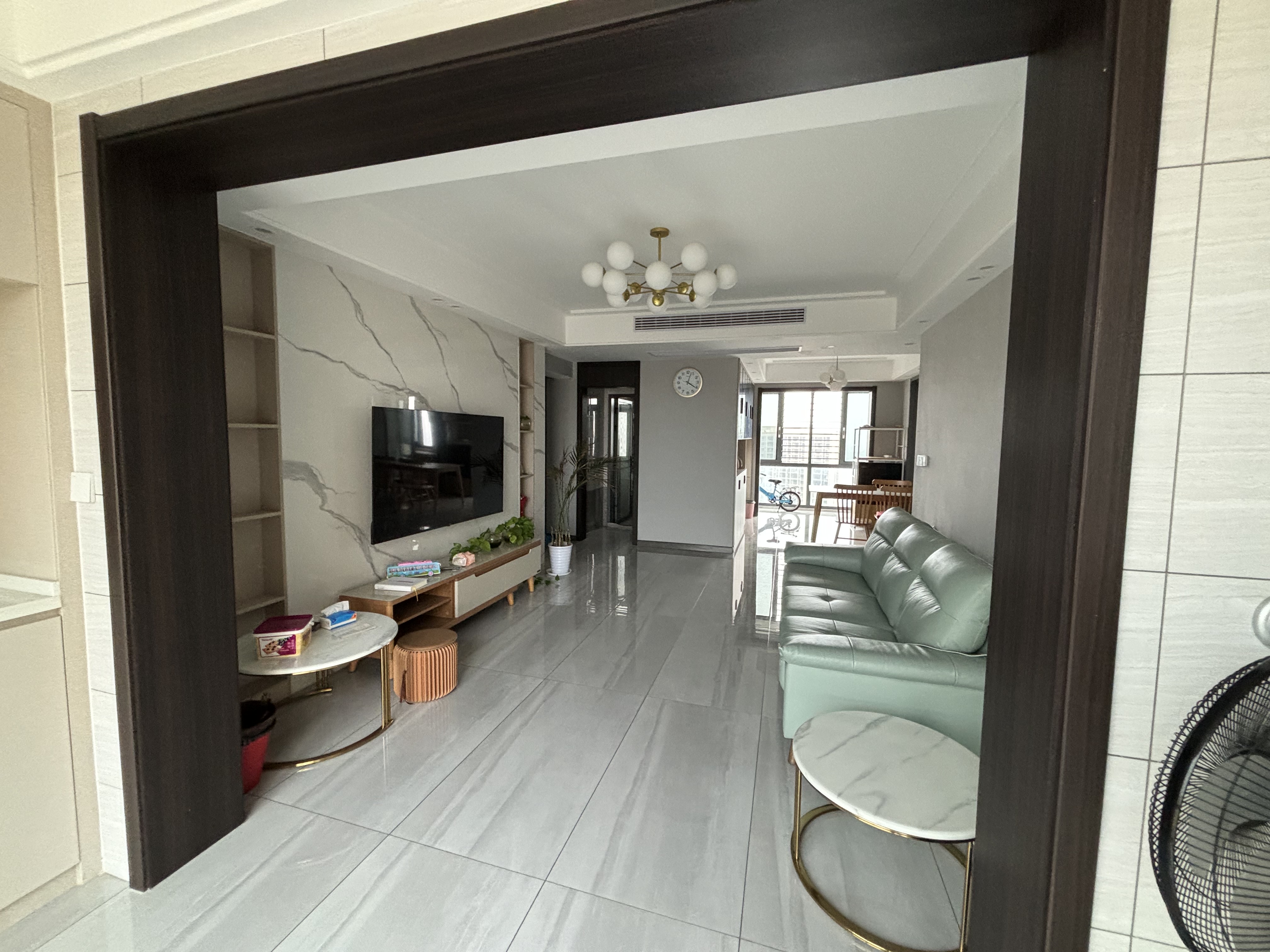 森林国际精装三房成色新看房方便