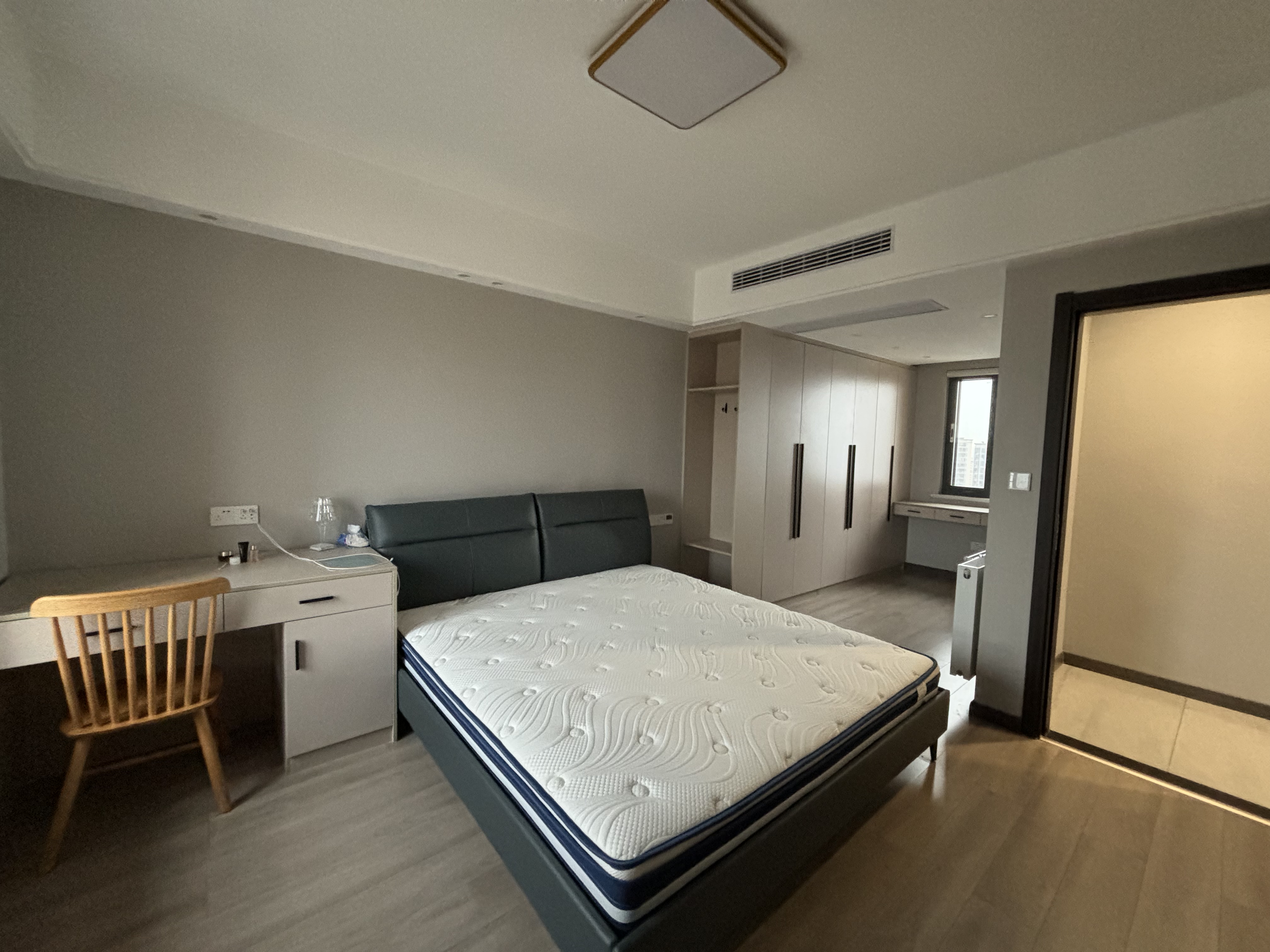 森林国际精装三房成色新看房方便