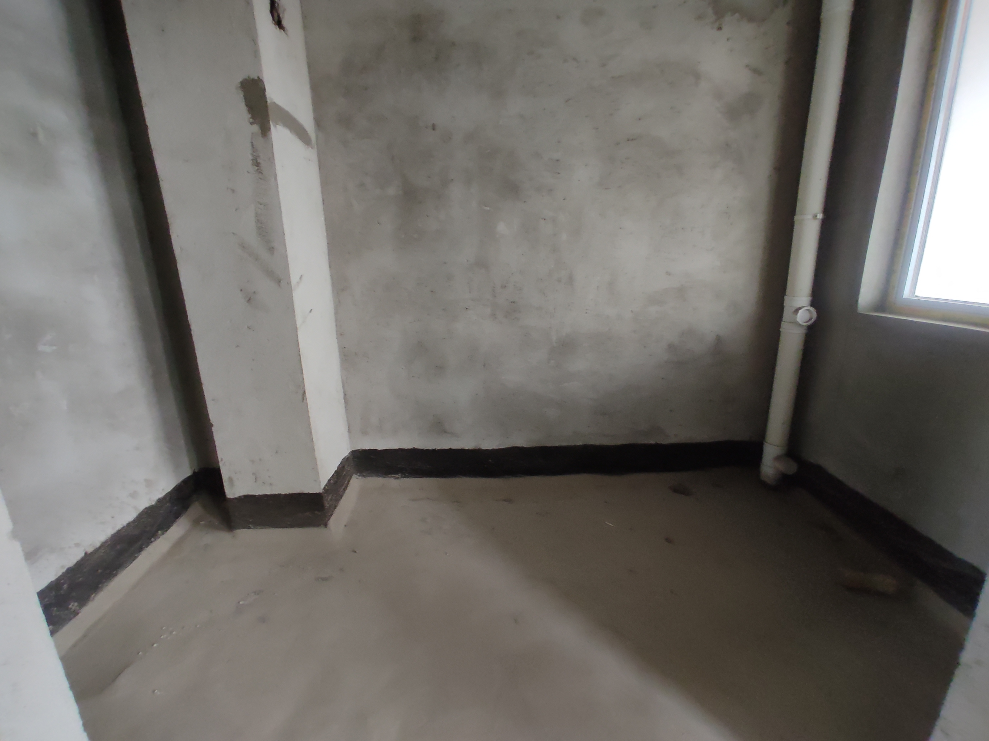 紫金城.精装三房南北通透.证件满二.看房方便