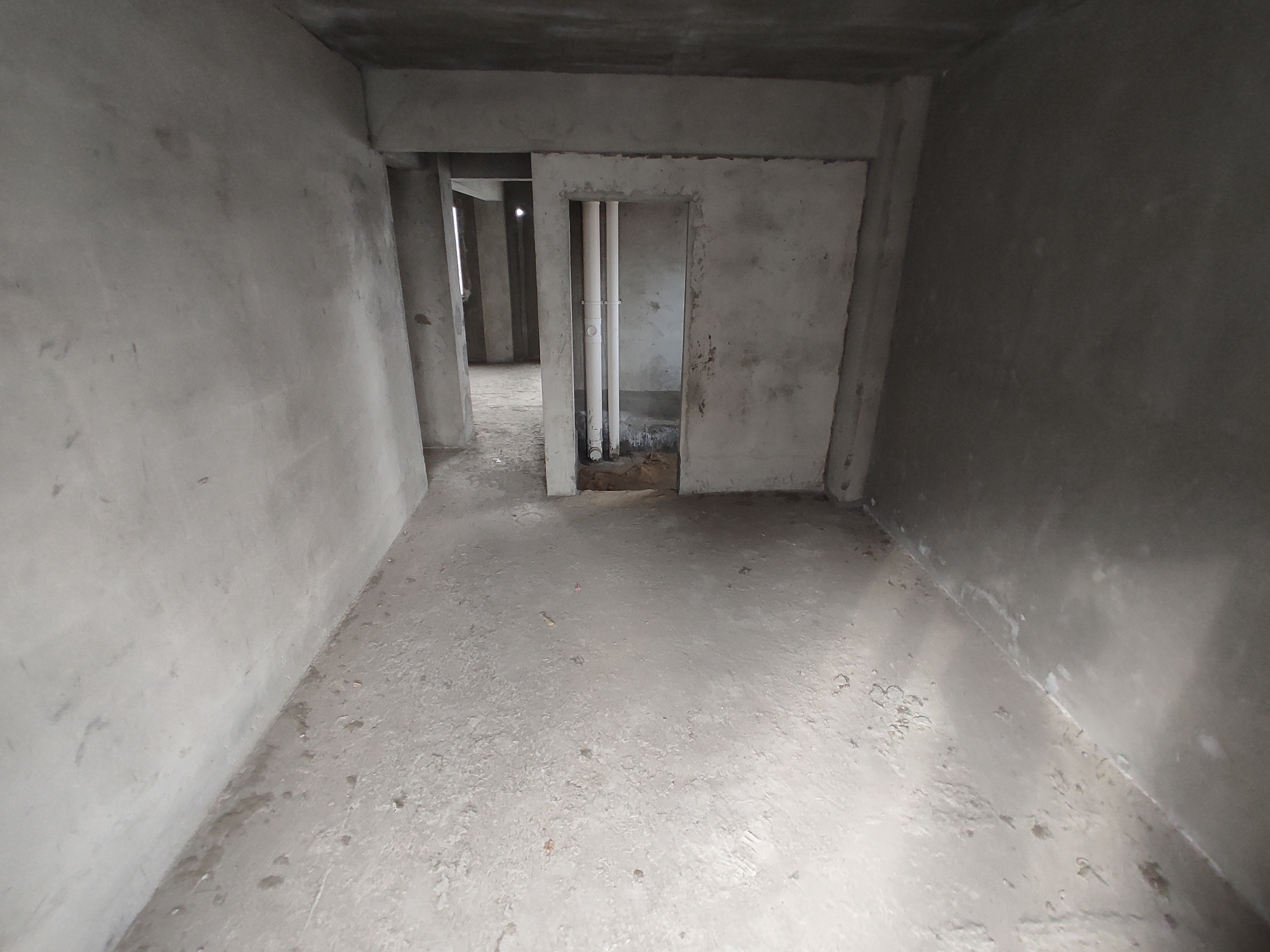 紫金城.精装三房南北通透.证件满二.看房方便