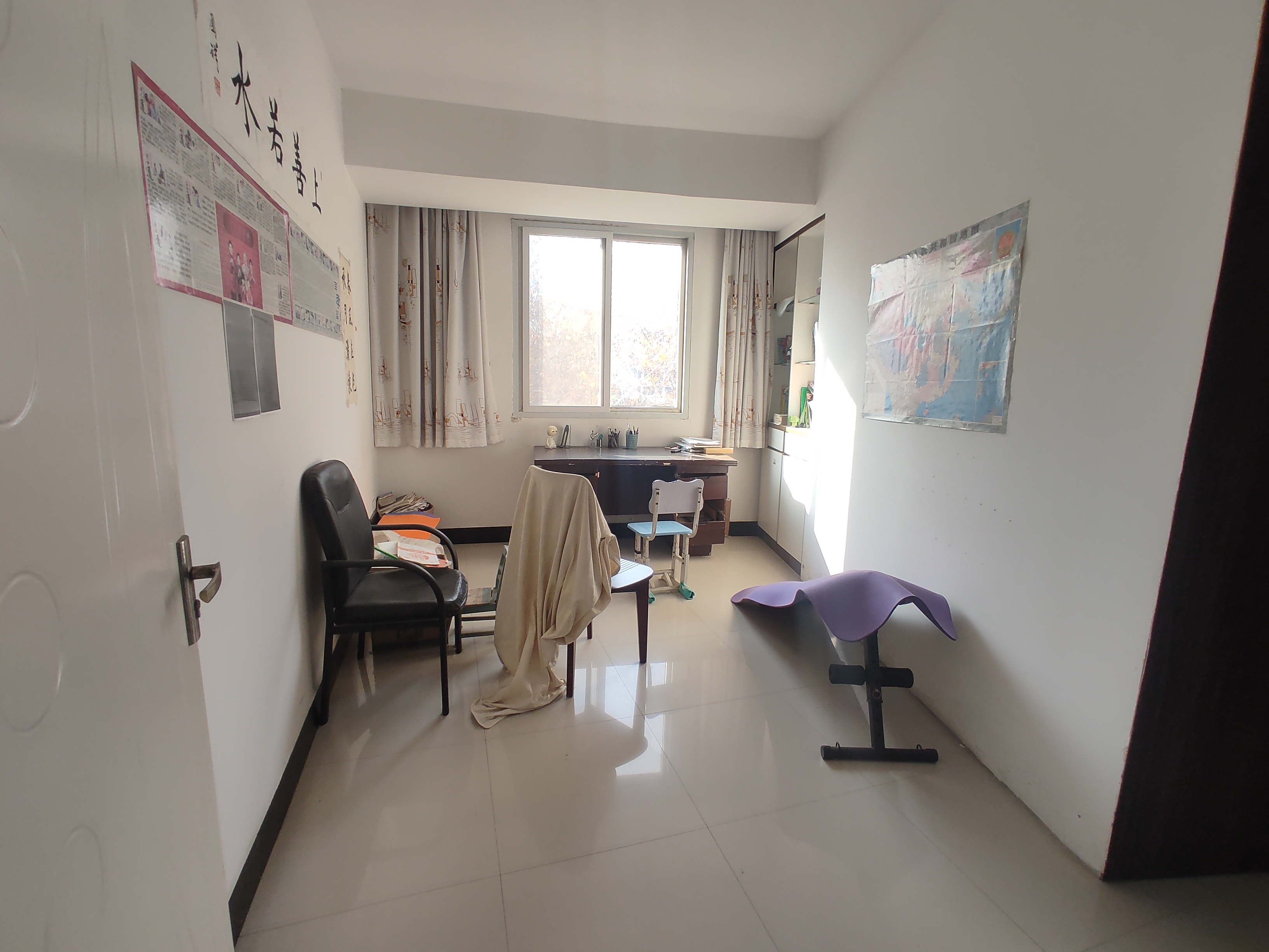 光湖大街.汪洲桥旁.精装三房.证件满二.看房方便