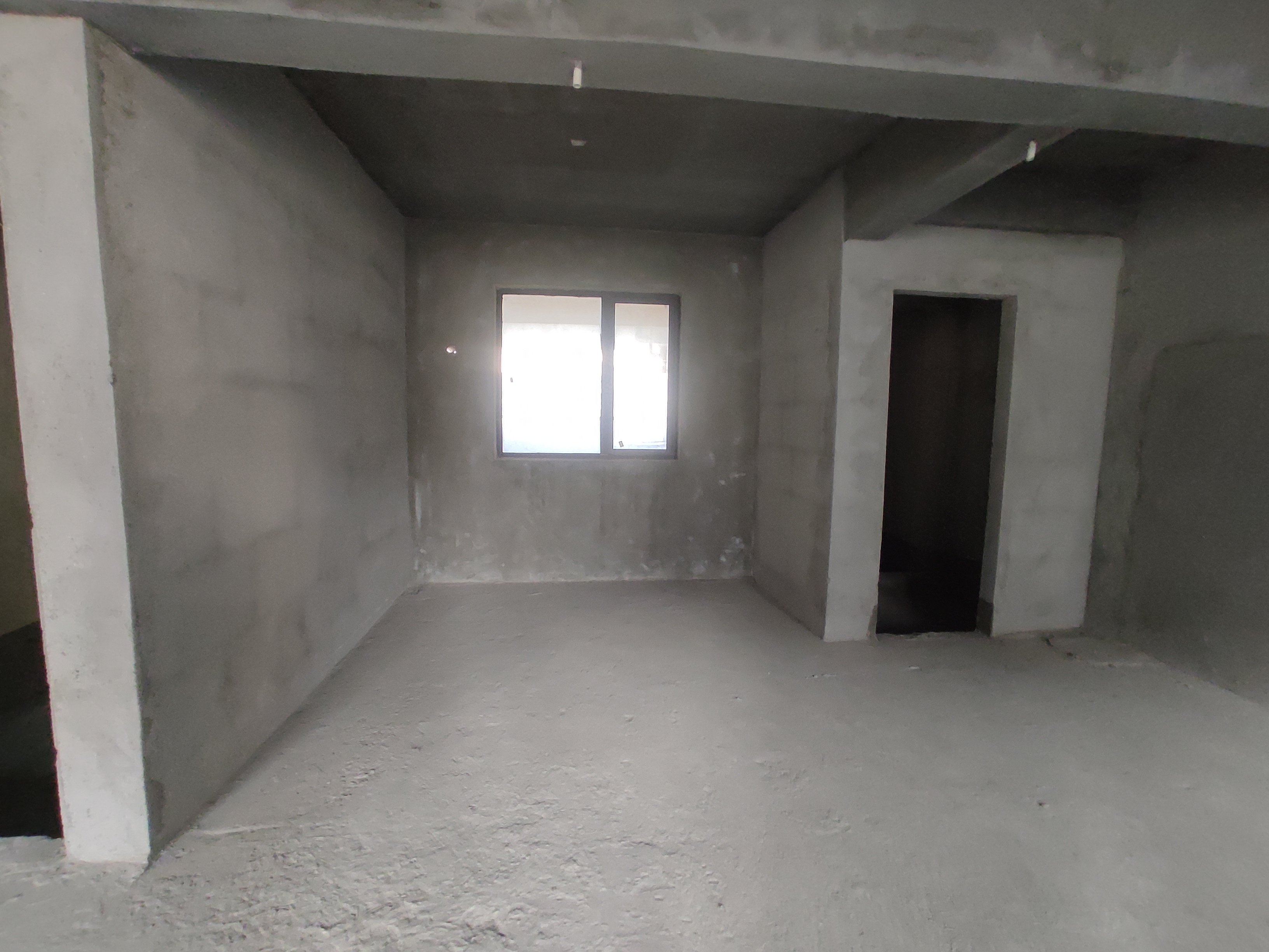 荣怀及弟世家.毛坯三房.三开间朝南.看房方便