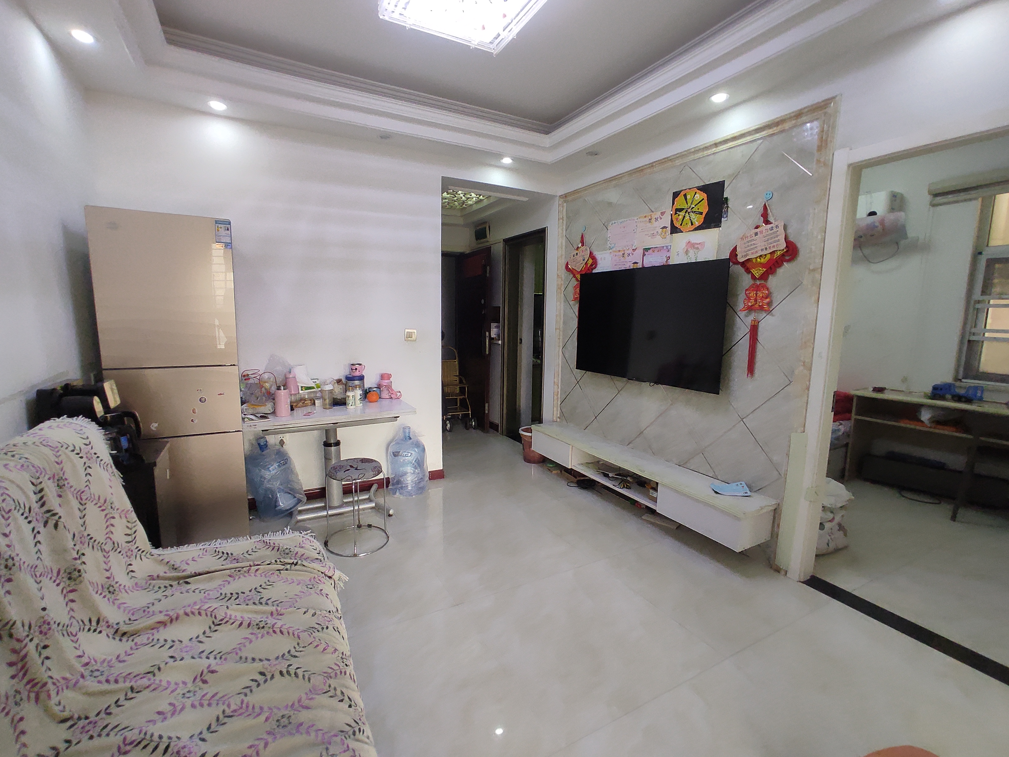 上苑一品.精装两房.证件满二.看房方便