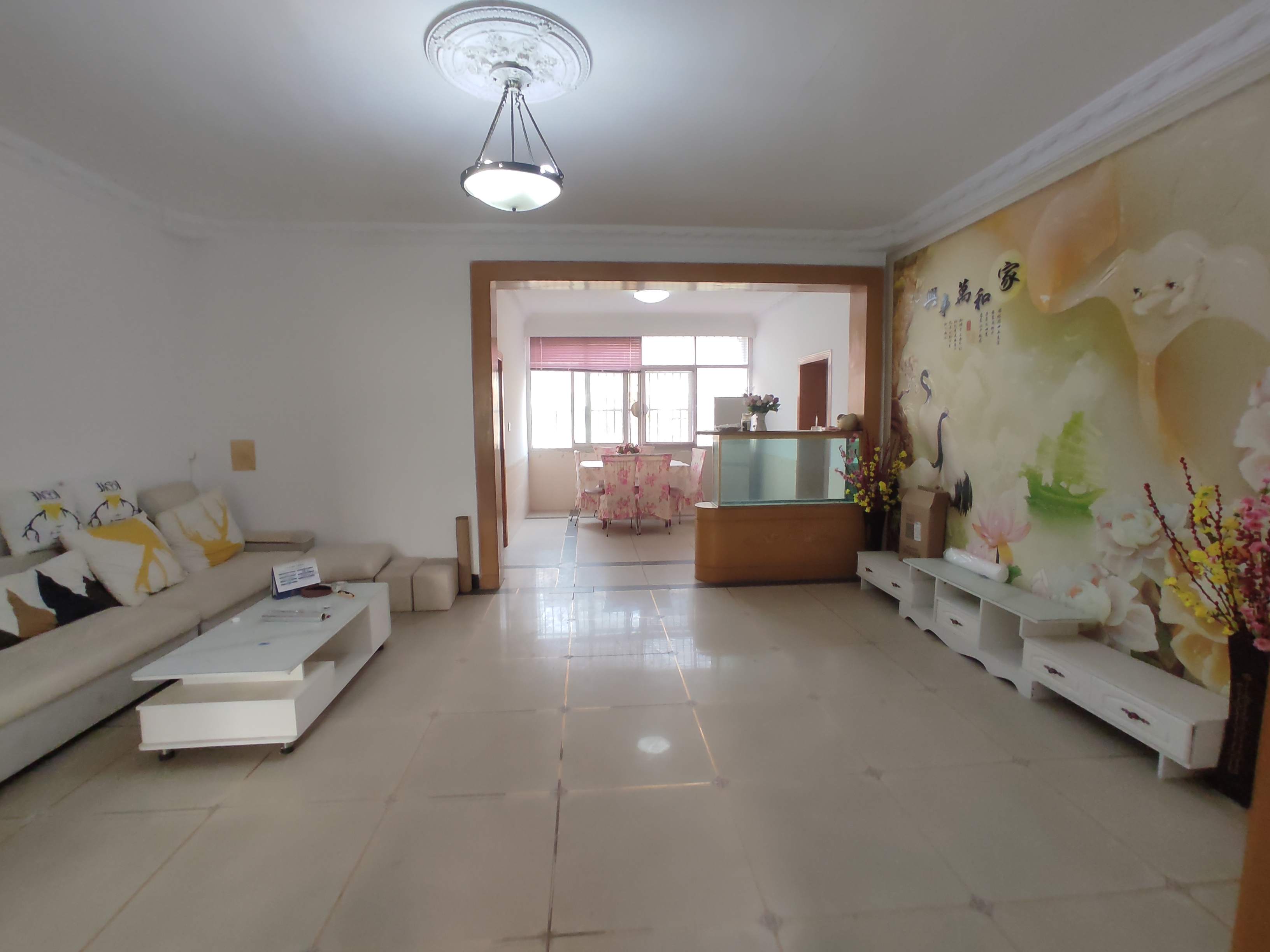 广播电视器材宿舍.实验晓雪旁.精装三房.步梯四楼.证件满二.看房方便