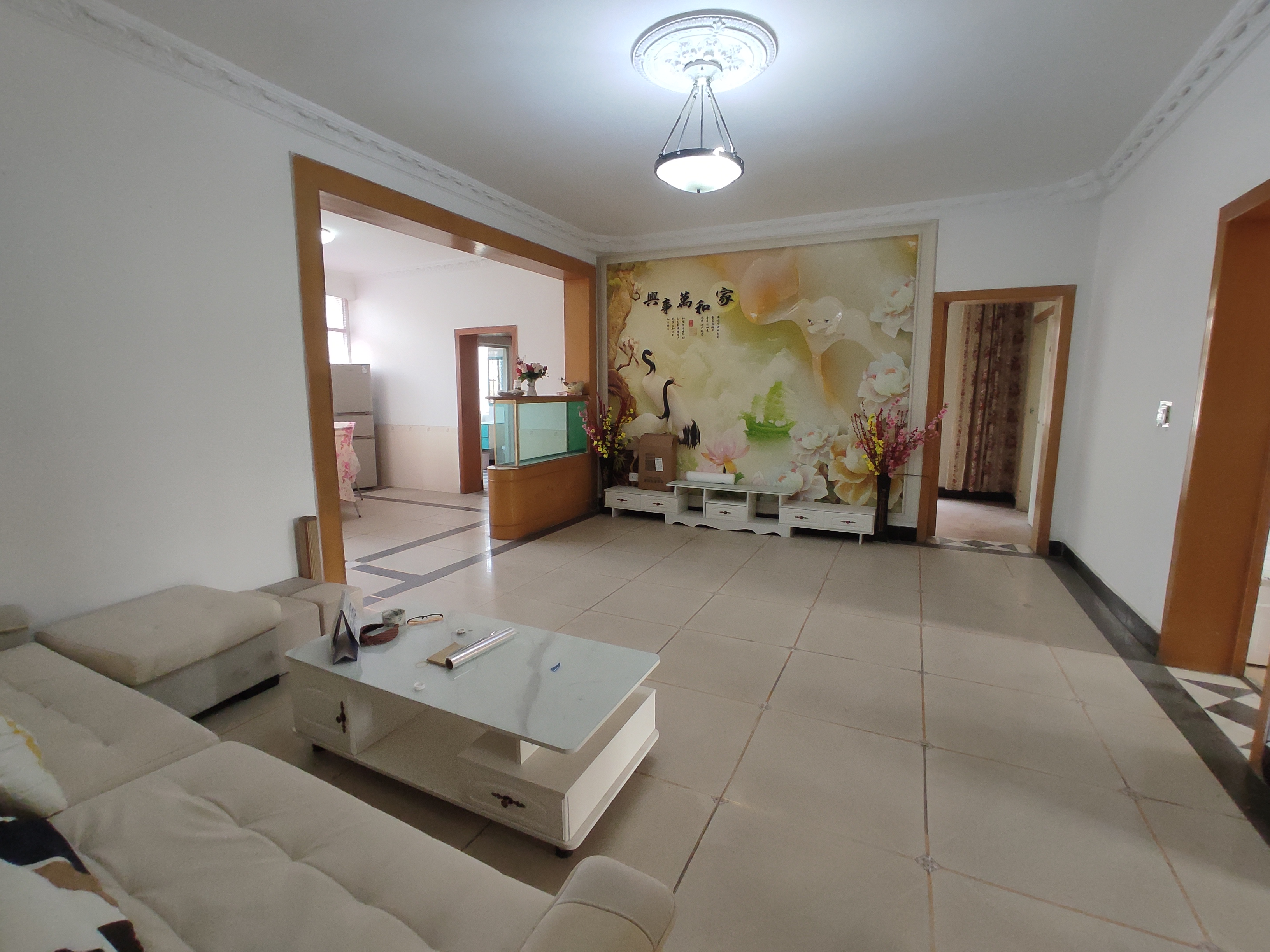 广播电视器材宿舍.实验晓雪旁.精装三房.步梯四楼.证件满二.看房方便