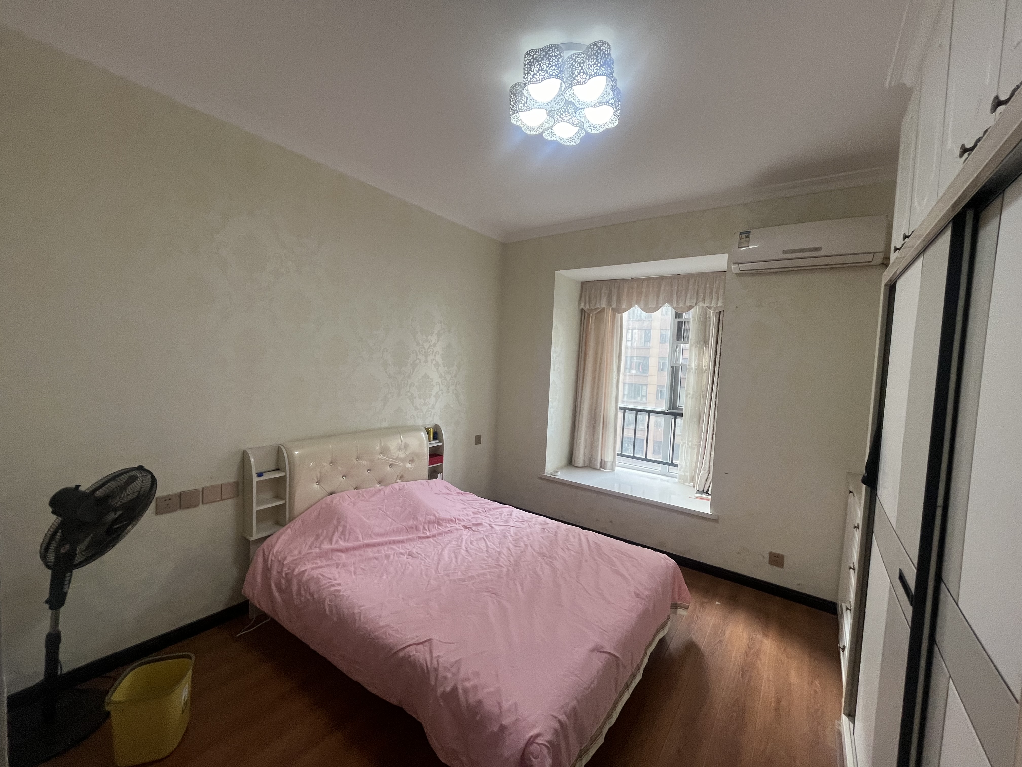 元泰未来城精装三房领包入住