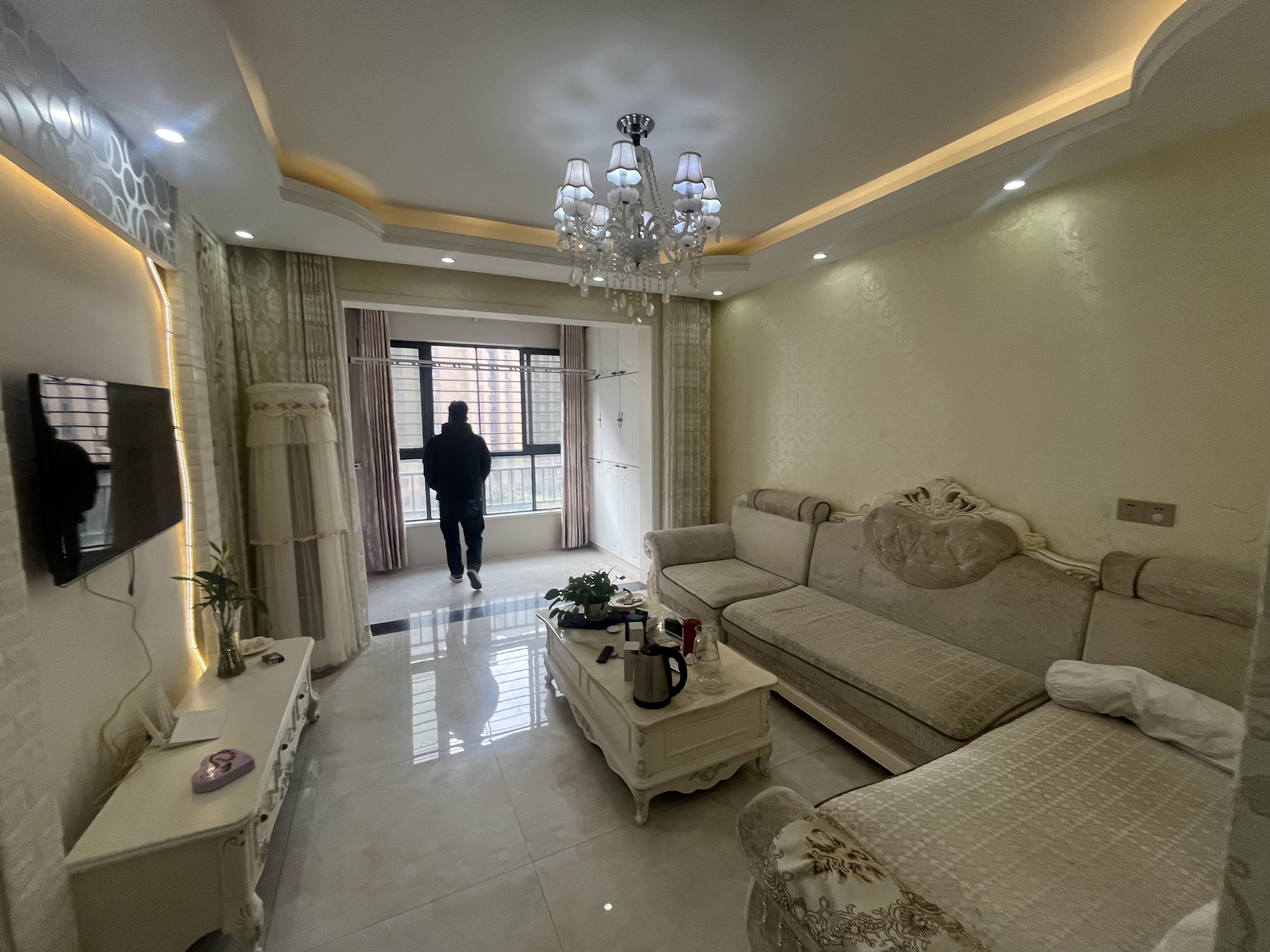 元泰未来城精装三房领包入住