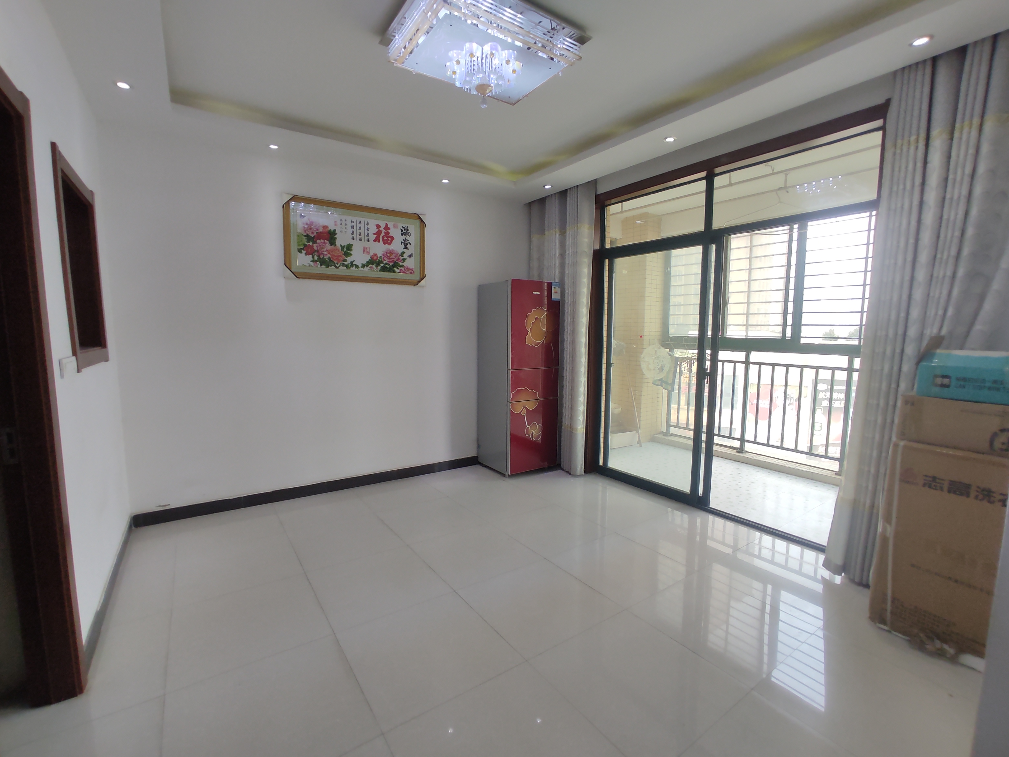 新城一号.精装两房.证件满二.看房方便