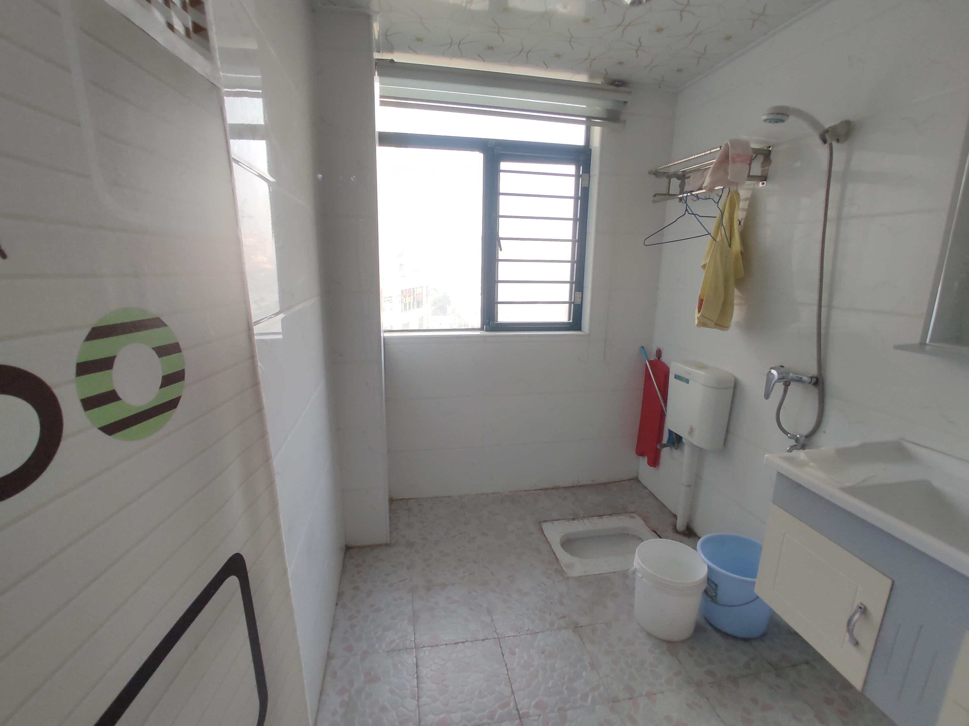 新城一号.精装两房.证件满二.看房方便