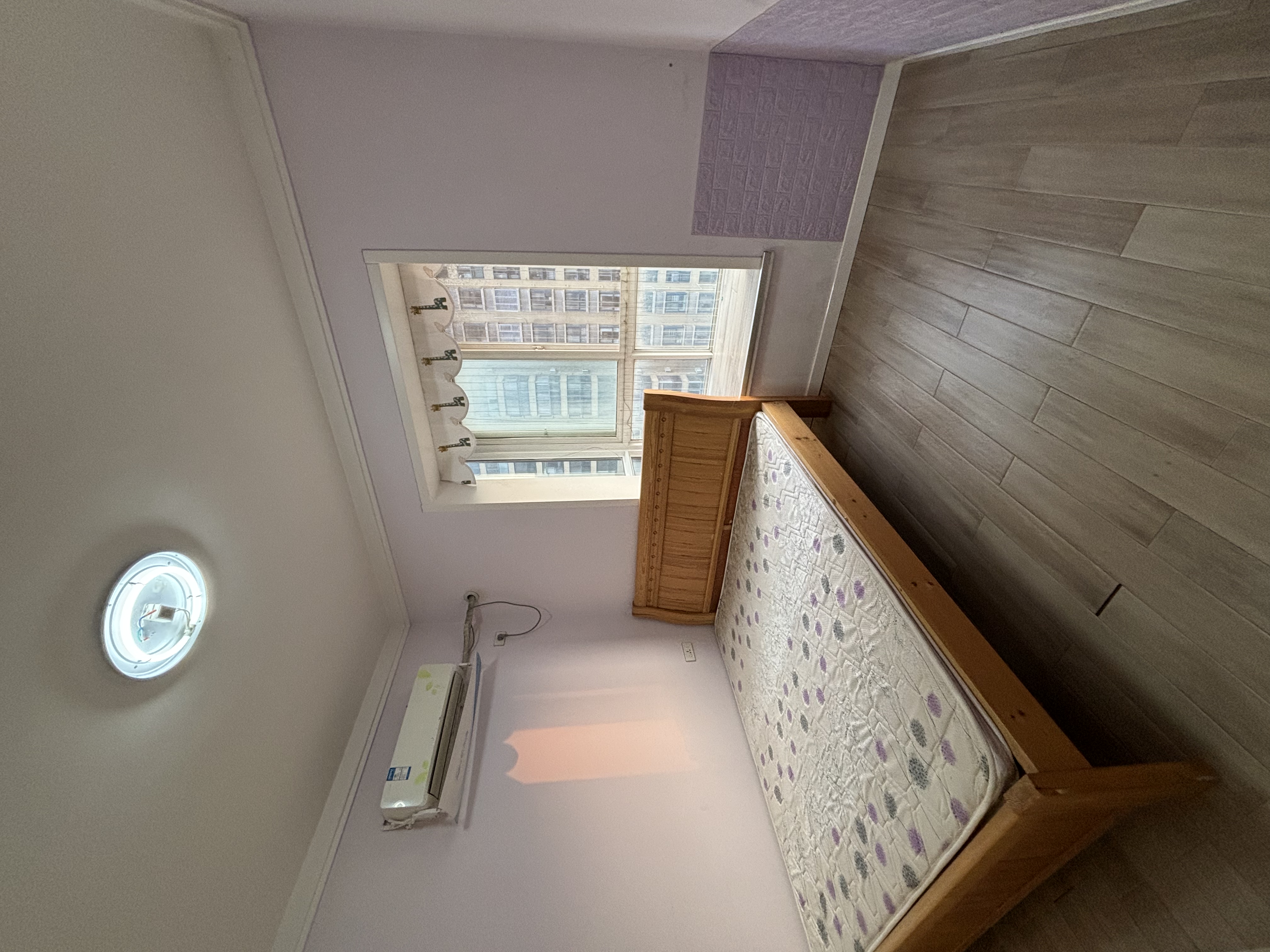 三丰鼎城.精装大两房.中间楼层.证件满二.看房方便