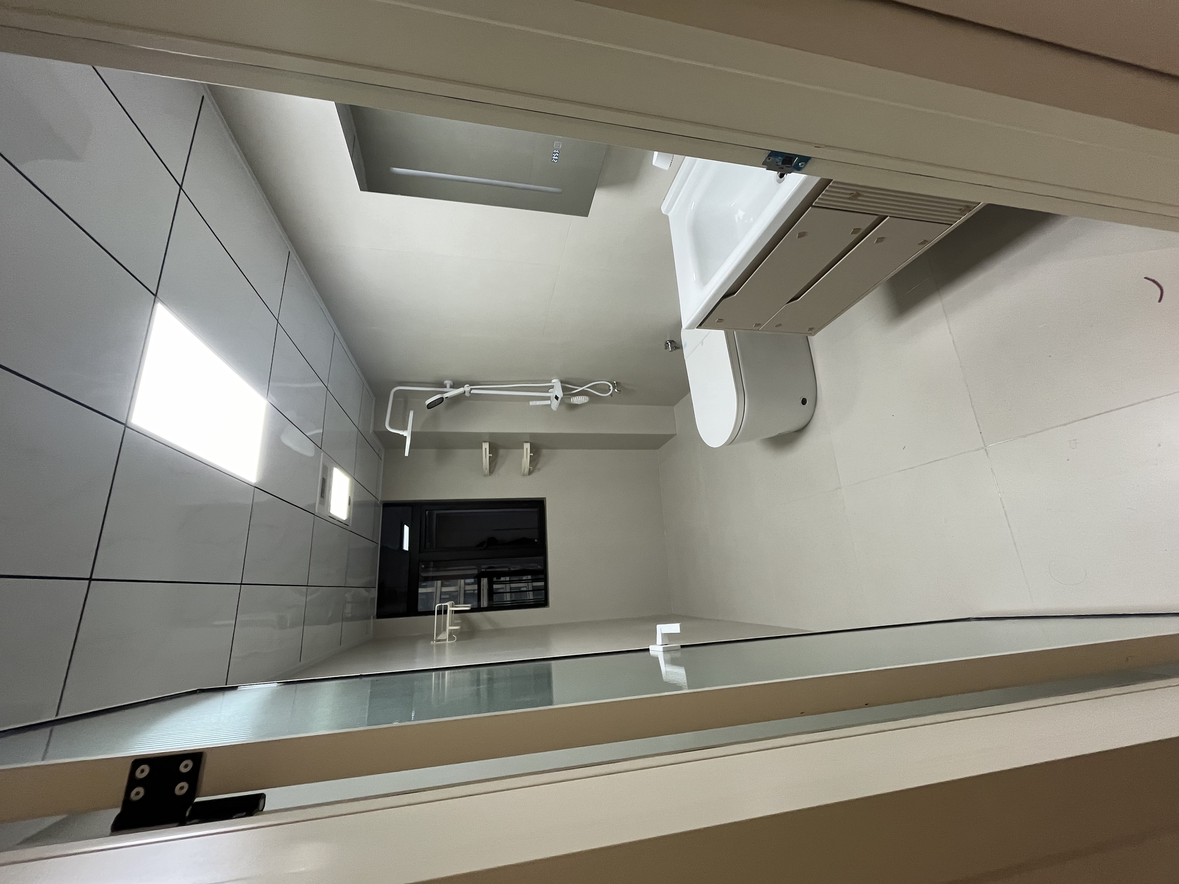 御湖世家中高楼层99新装修送车位