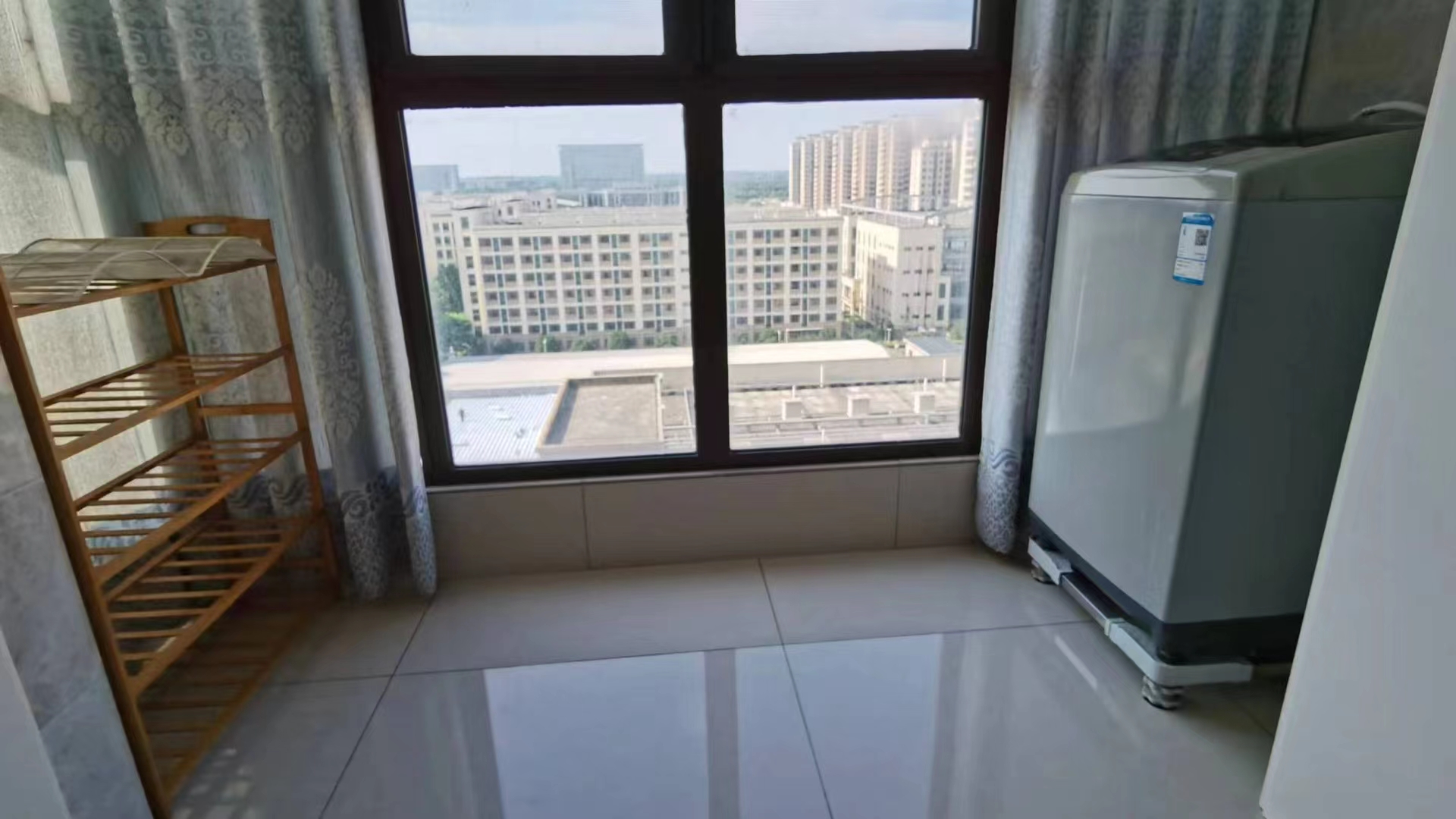 荣怀极地世家.精装两房.证件满二