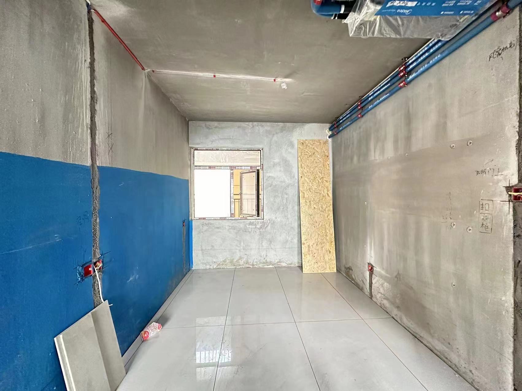 御湖世家半装修三房看房有密码