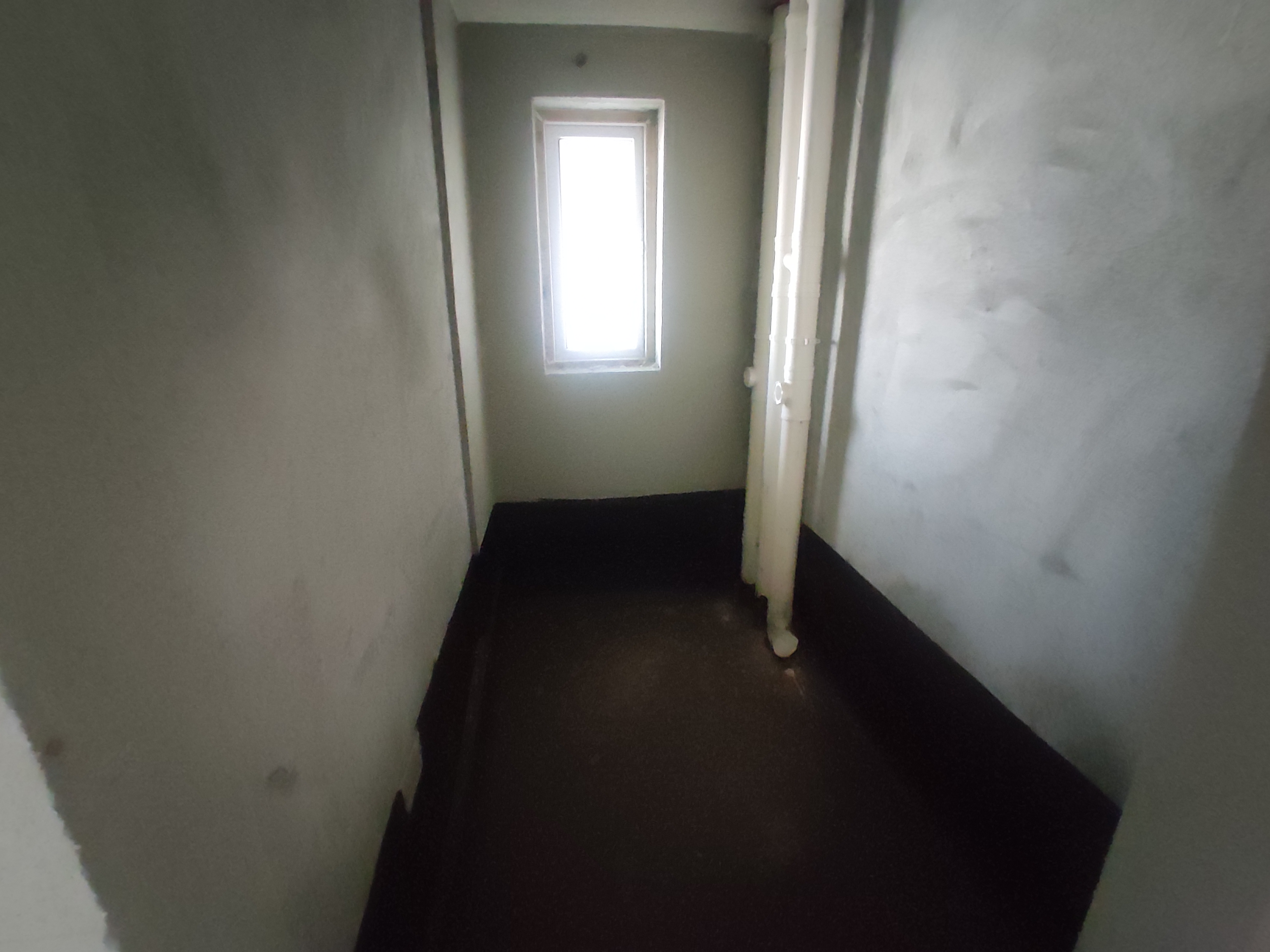 森林国际北苑.毛坯三房两卫.电梯中间楼层.看房有钥匙