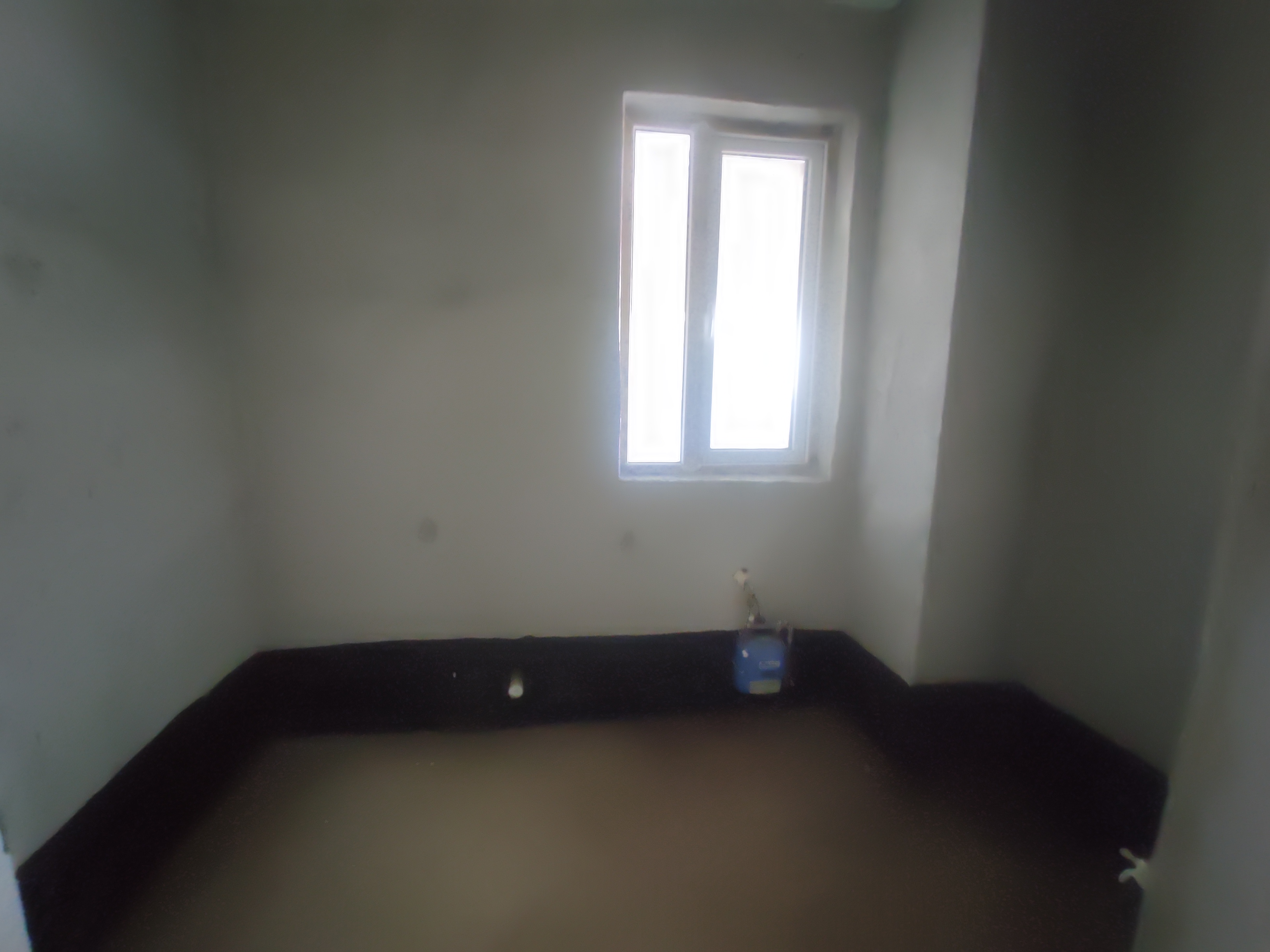 森林国际北苑.毛坯三房两卫.电梯中间楼层.看房有钥匙