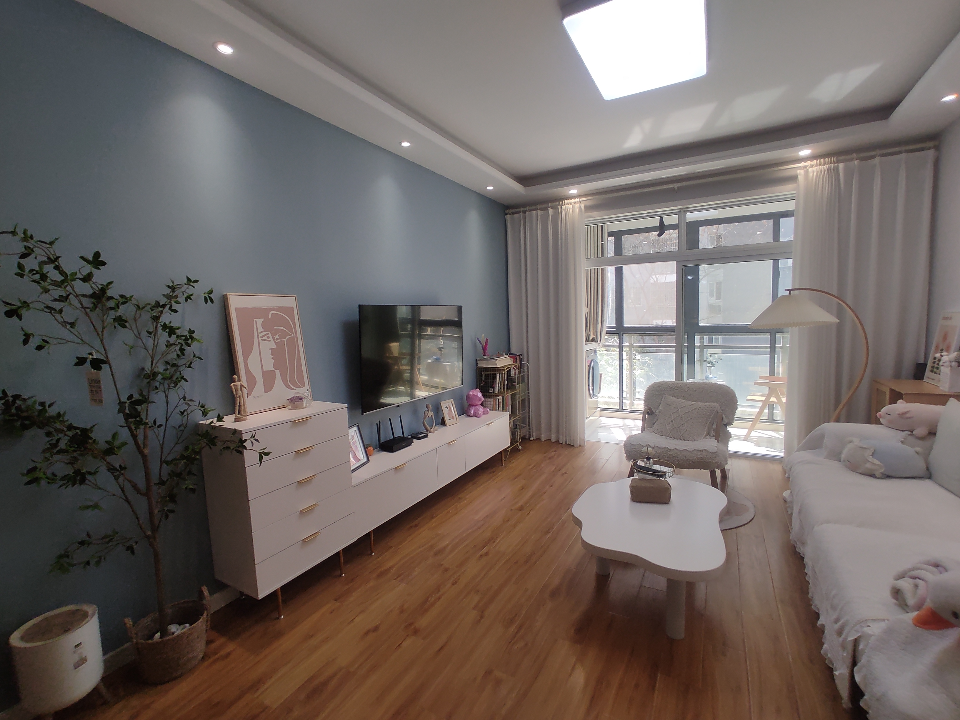 汉江景苑.精装大两房.房子刚装修一年多.看房方便