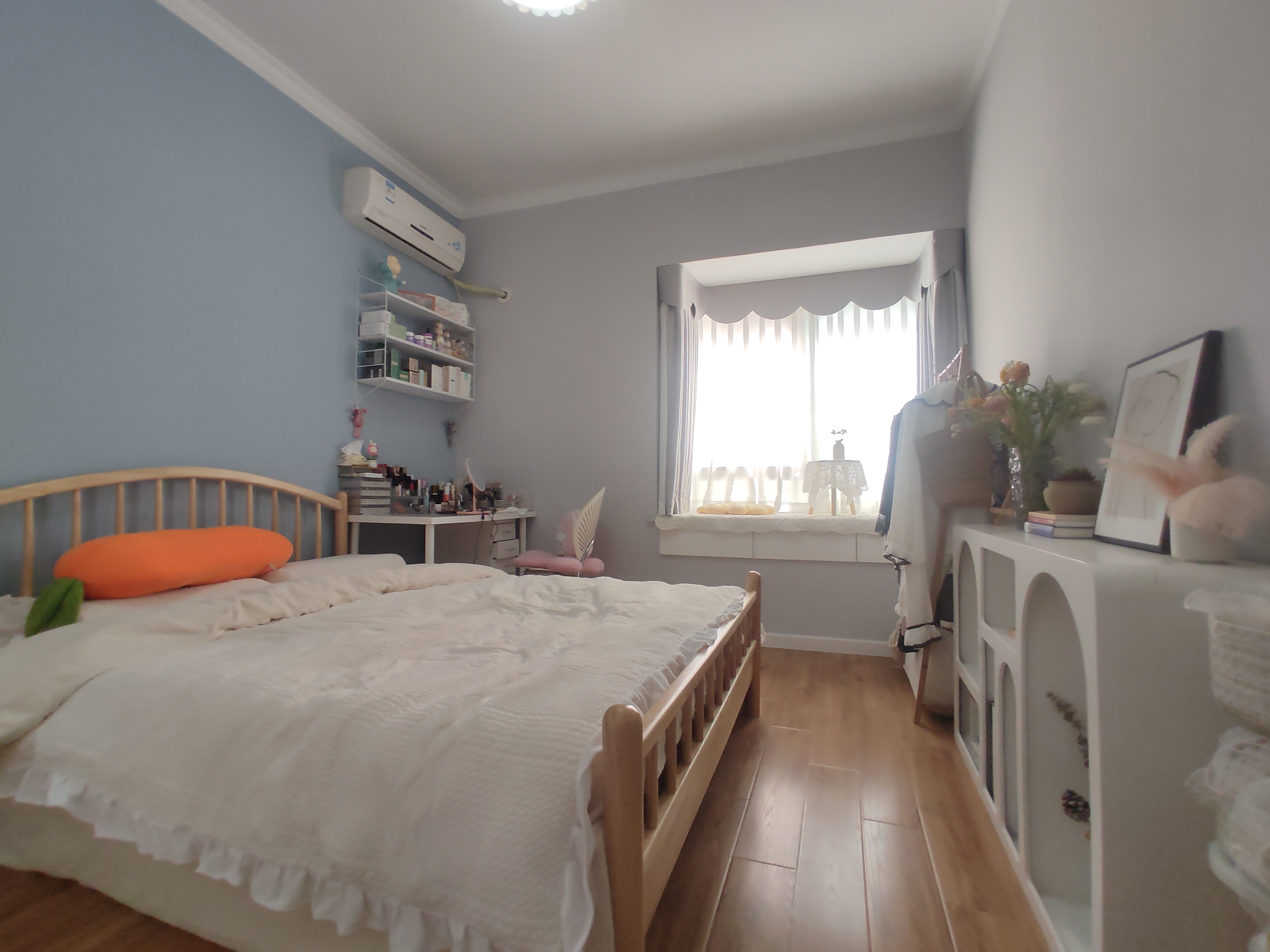 汉江景苑.精装大两房.房子刚装修一年多.看房方便