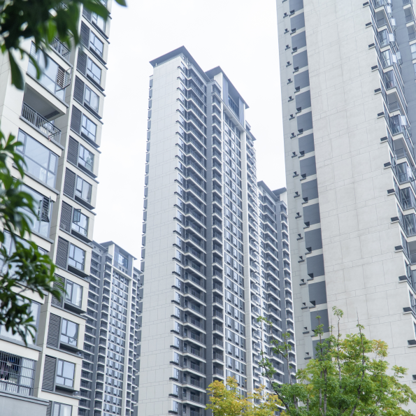 学府！现房！实景！置业风和日丽正当时！