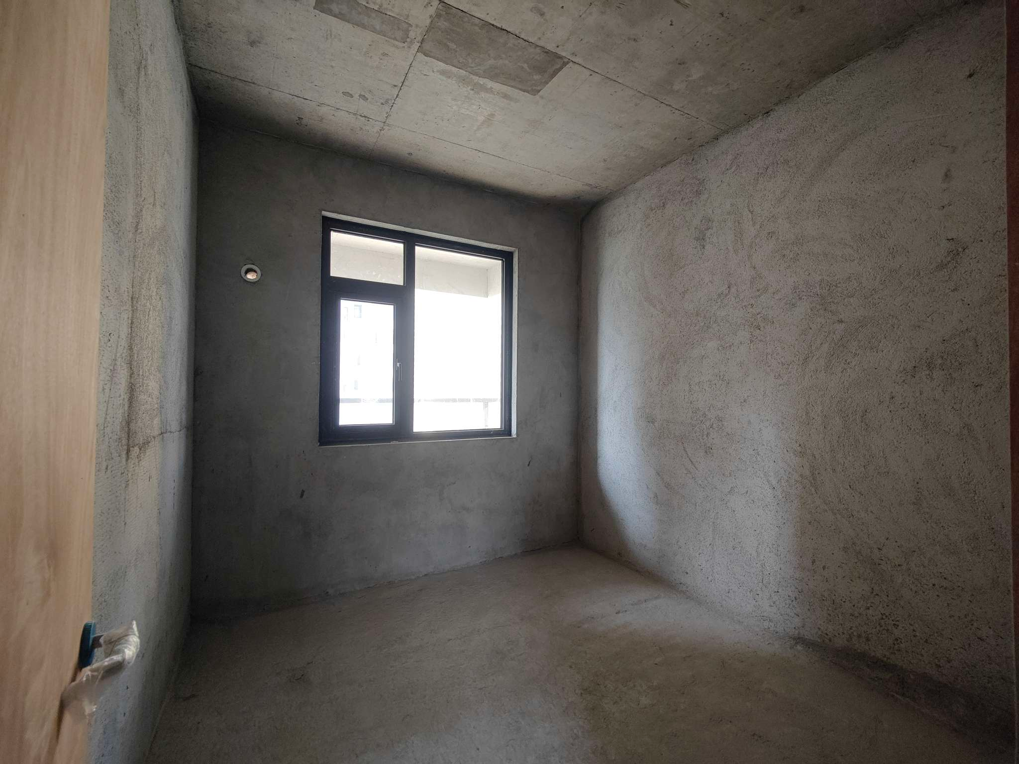 城南锦绣江山望府，大阳台，中间楼层