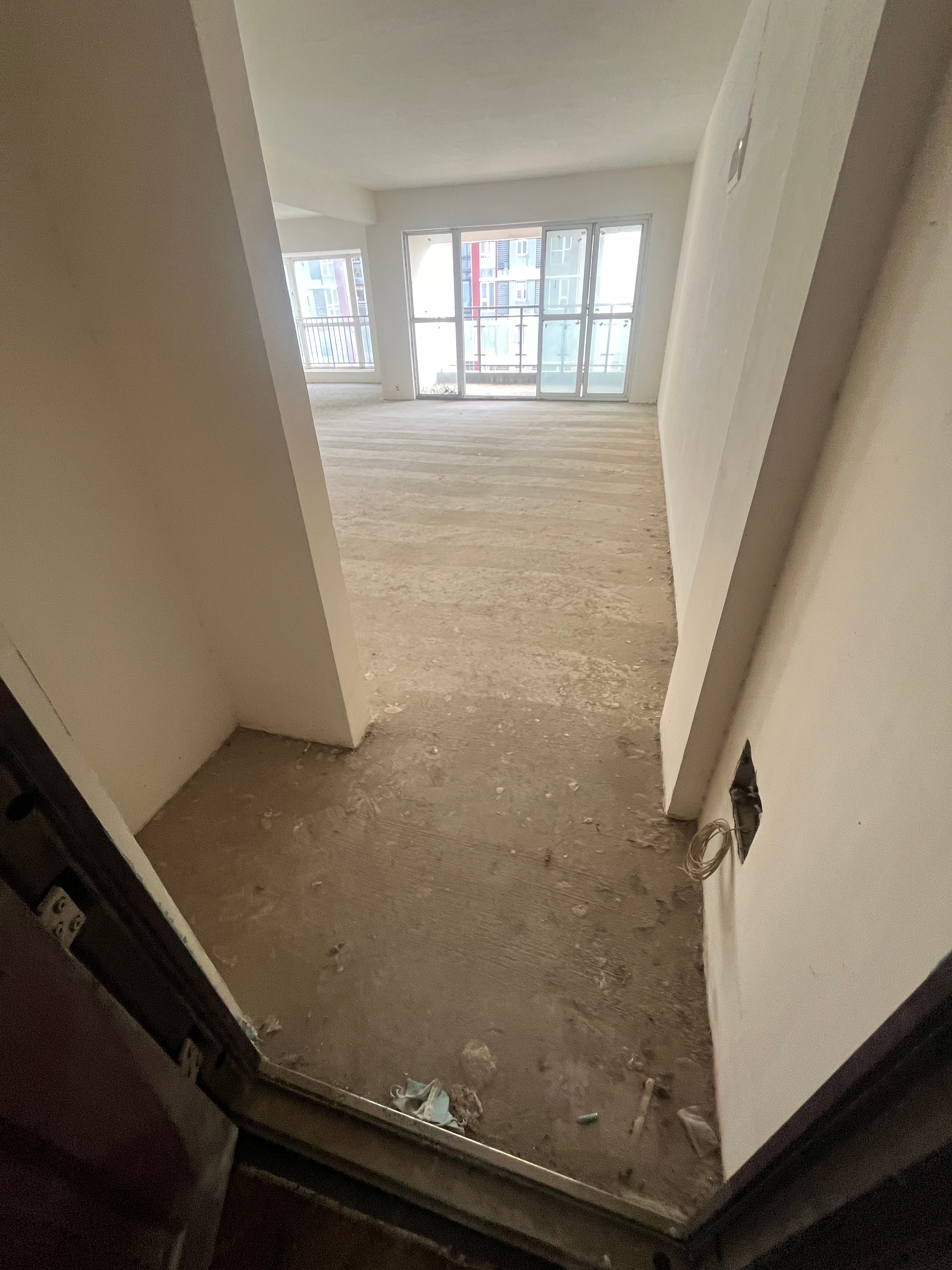 福星城毛坯三房，楼层好，采光好，地段好