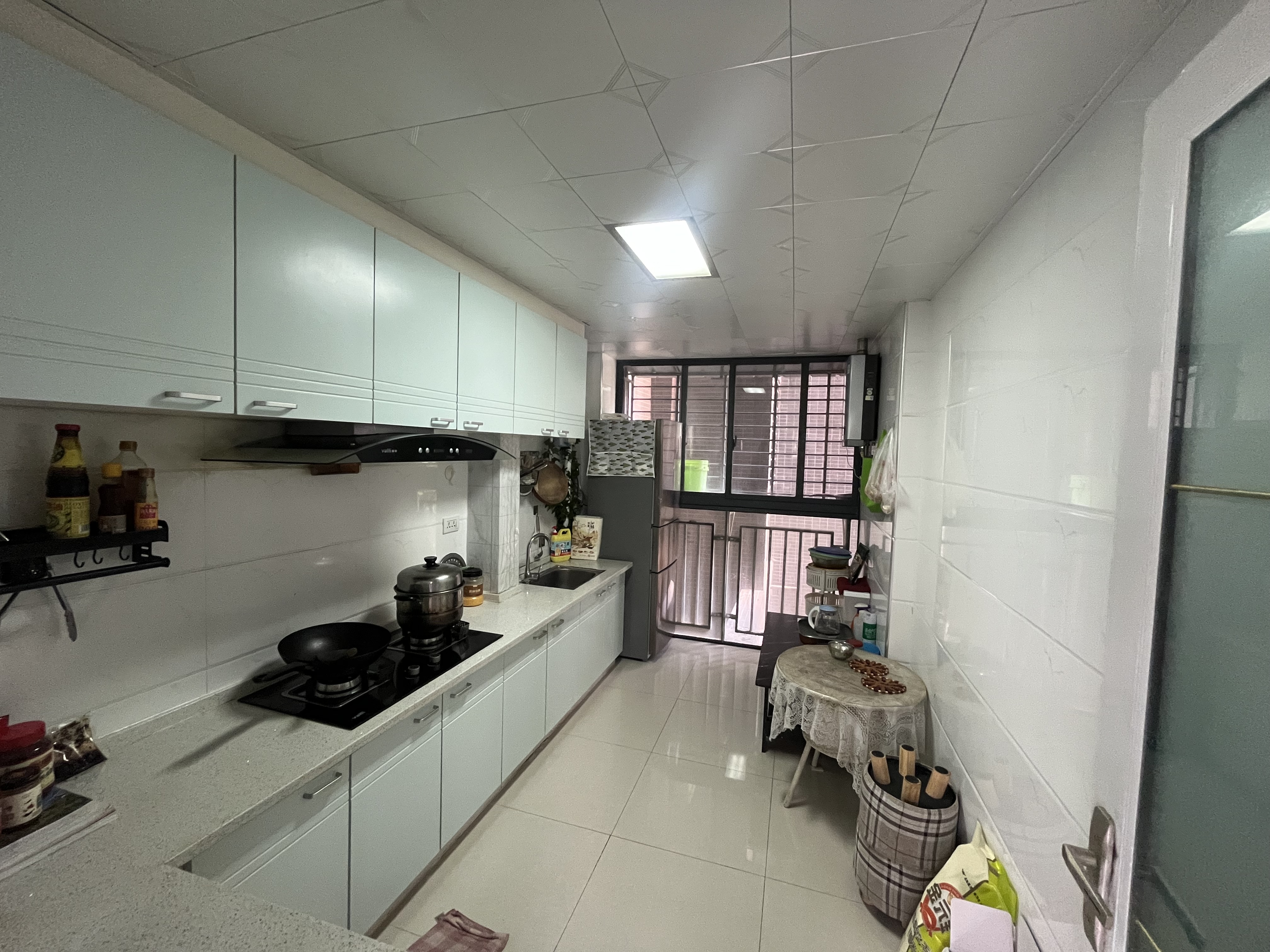 世纪雅园精装三房..出门就是學笑.看房方便