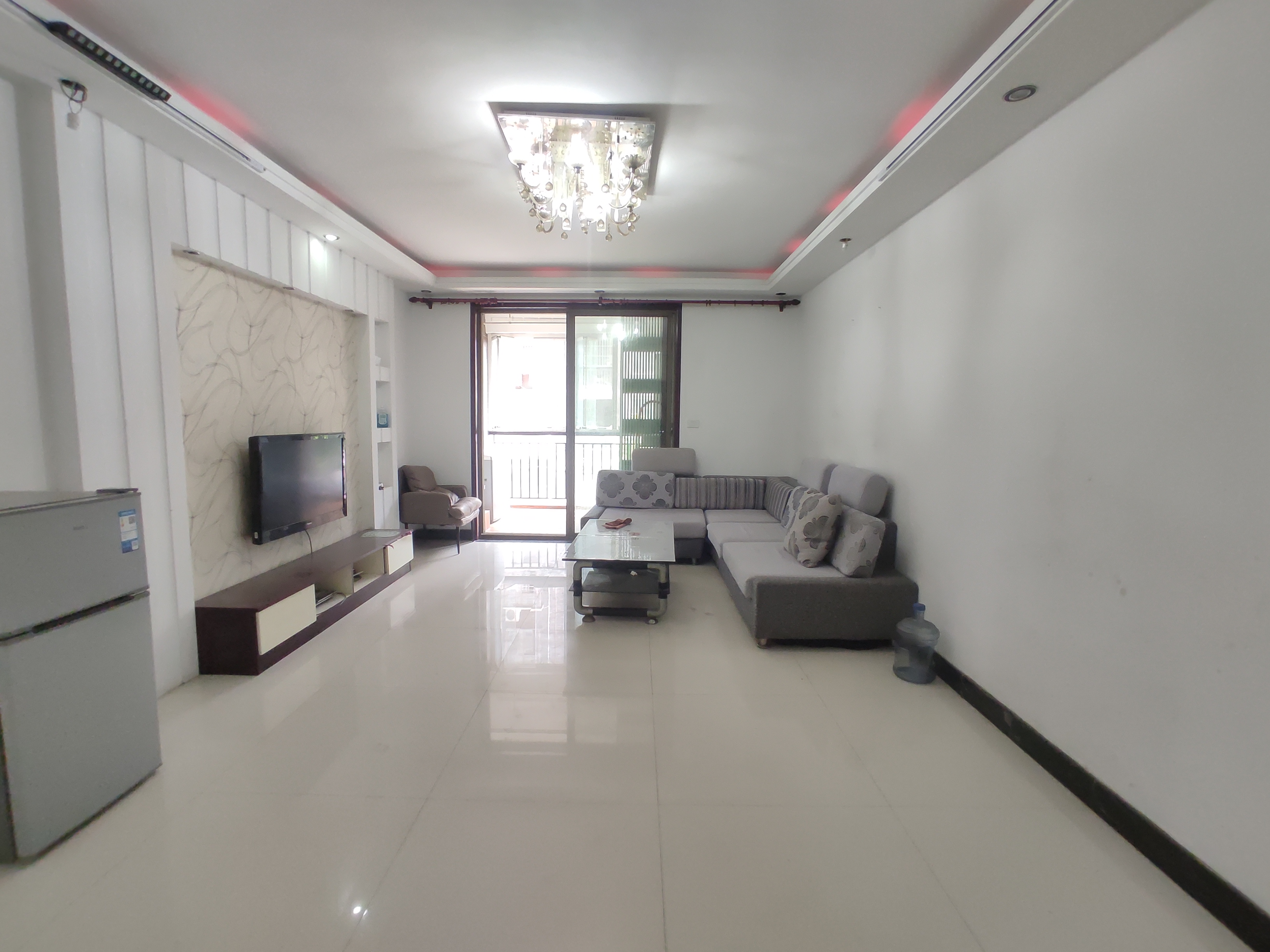 金诚花园.精装三房.看房方便